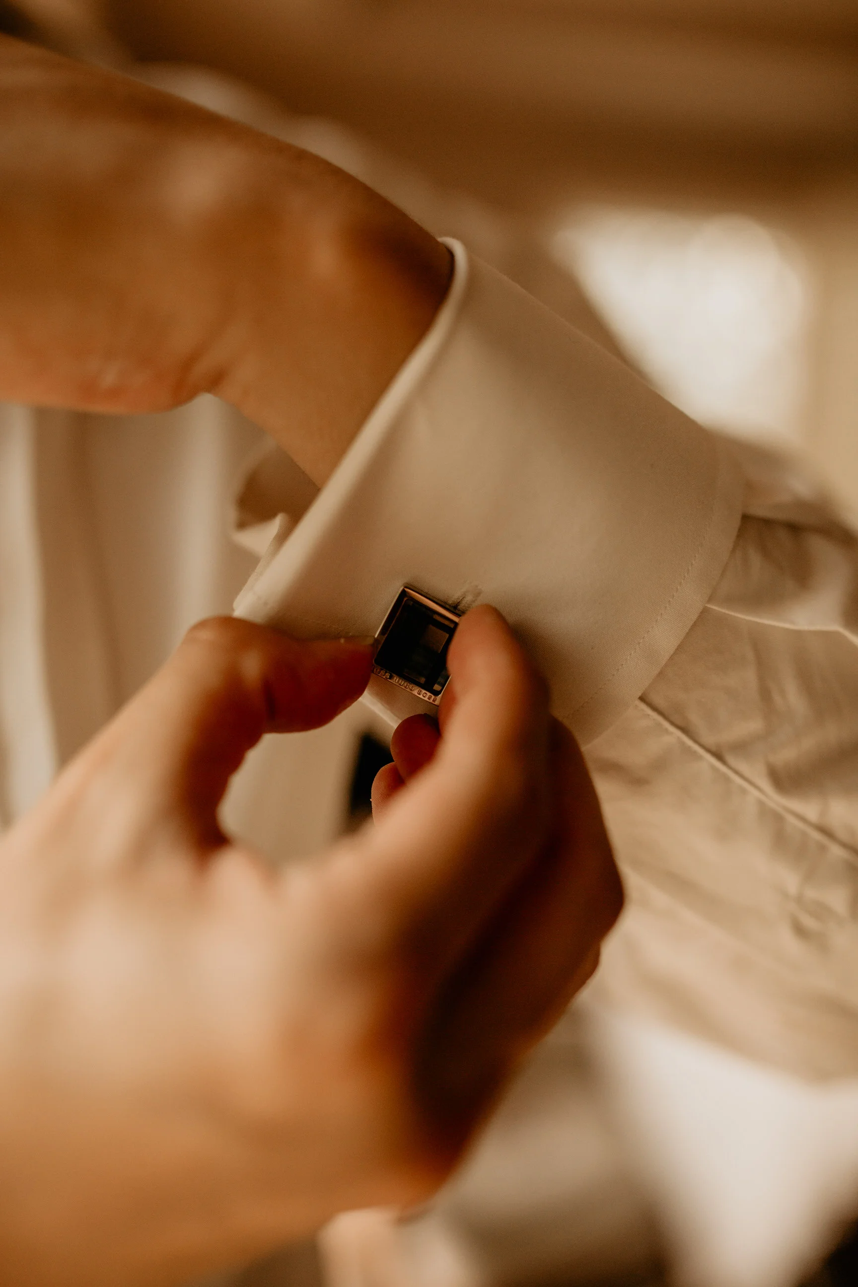 Pnw elopement photographer - pnw wedding photographer - pnw intimate wedding - Seattle elopement photographer - Seattle intimate wedding photographer - Seattle Kerry park elopement - Seattle parson’s gardens elopement - asian wedding - olympic natio…