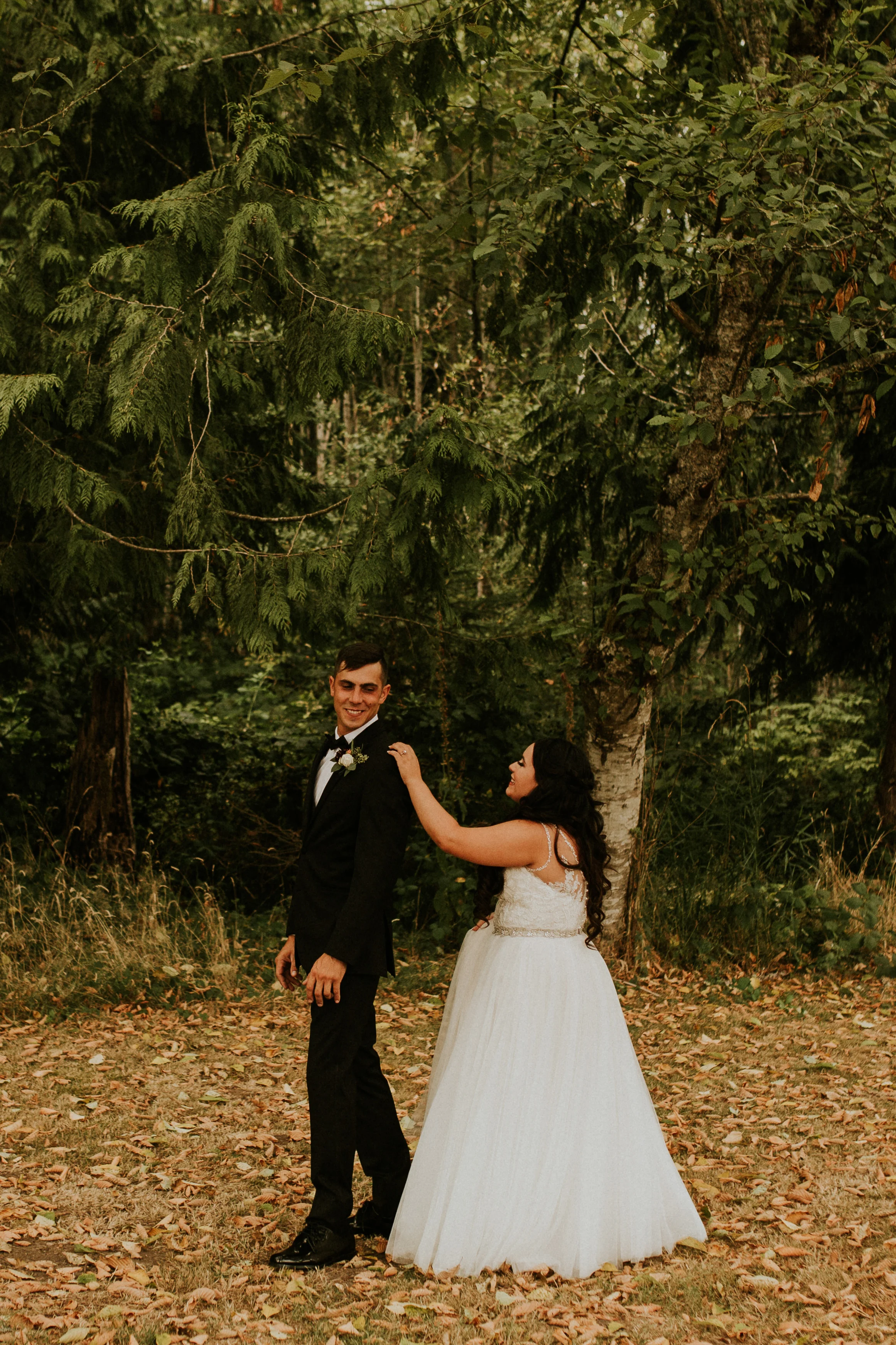 Pnw elopement photographer - pnw wedding photographer - pnw intimate wedding - Seattle elopement photographer - Seattle intimate wedding photographer - Seattle Kerry park elopement - Seattle parson’s gardens elopement - asian wedding - olympic natio…