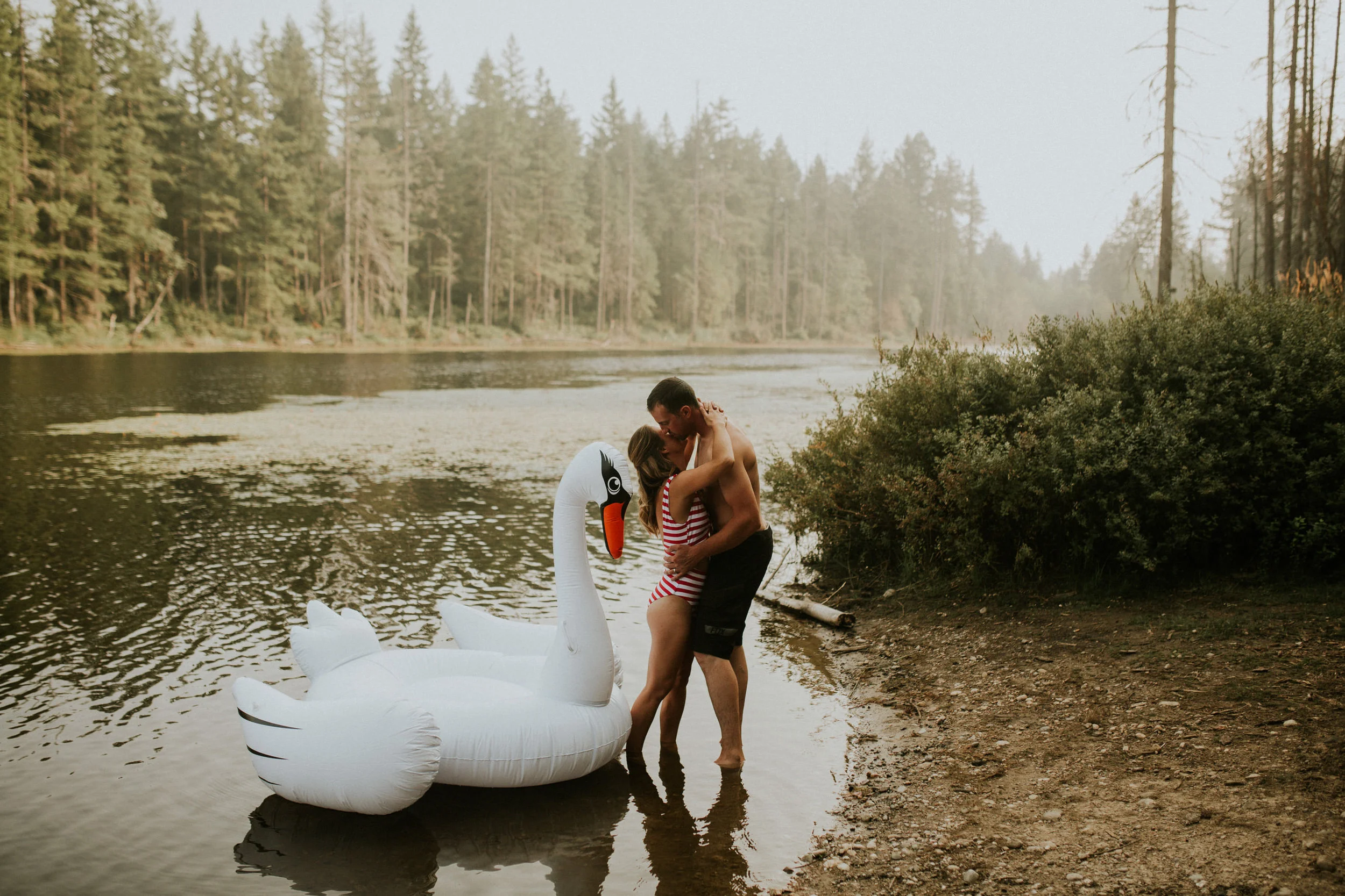 Pnw elopement photographer, pnw wedding photographer,&nbsp; pnw intimate wedding,&nbsp; Seattle elopement photographer, oregon intimate wedding photographer, Eugene Oregon elopement,&nbsp; Seattle parson’s gardens elopement, painted hills elopement,…