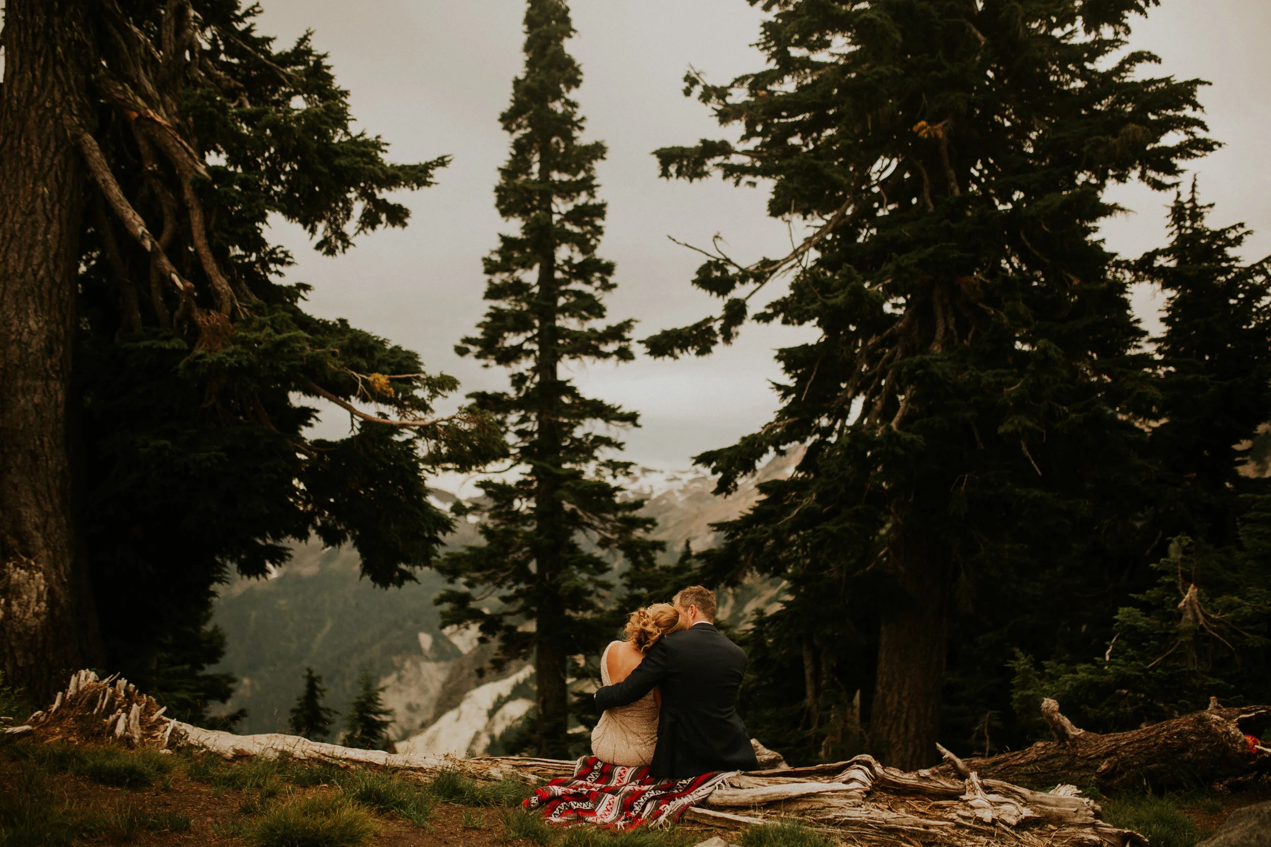 Yosemite Anniversary Session -yosemite Couple’s Session - Yosemite Wedding Photographer - Yosemite Couple’s Photographer - California Intimate Wedding Photographer - Seattle Elopement Photographer - Olympic National Park Wedding Photographer - Ruby …