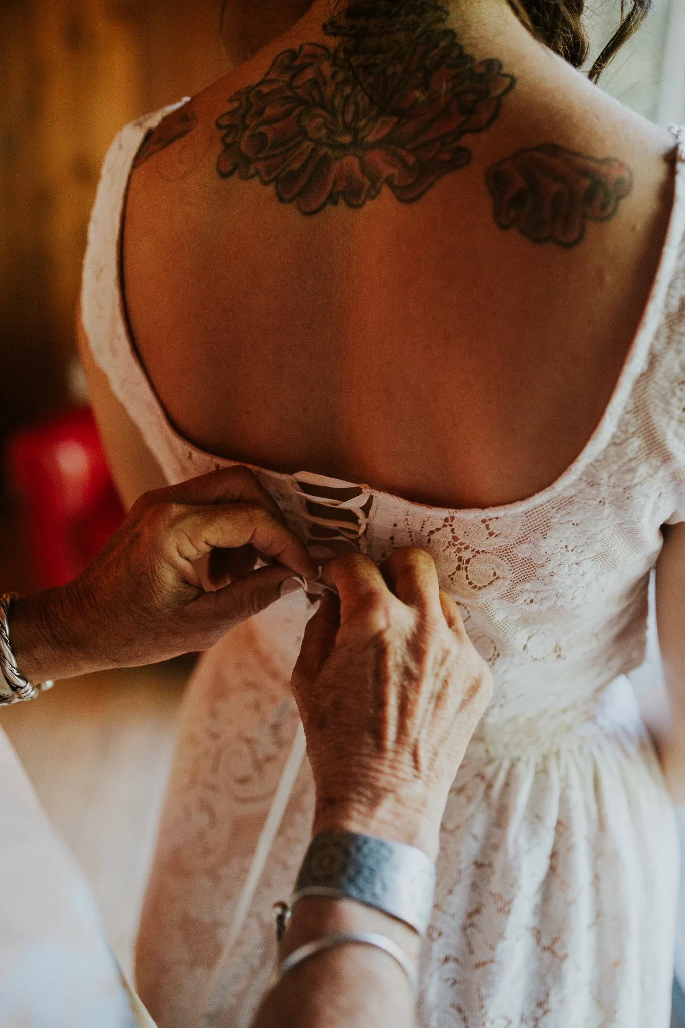 Portland elopement photographers, Oregon wedding photographers, Oregon intimate wedding, Seattle elopement photographers, oregon intimate wedding photographers, Eugene Oregon elopement, Seattle parson’s gardens elopement, painted hills elopement, ol…