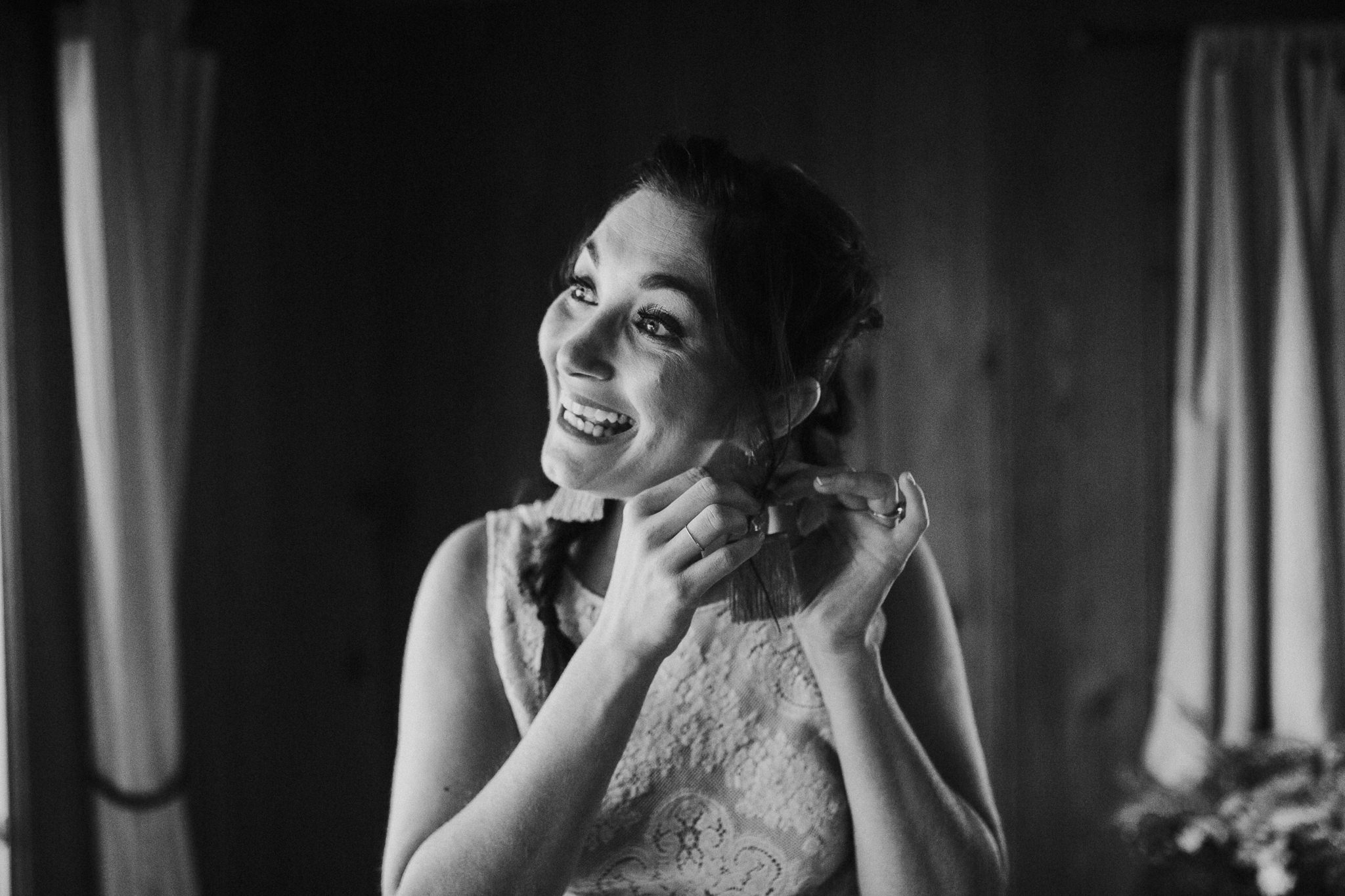 Portland elopement photographers, Oregon wedding photographers, Oregon intimate wedding, Seattle elopement photographers, oregon intimate wedding photographers, Eugene Oregon elopement, Seattle parson’s gardens elopement, painted hills elopement, ol…