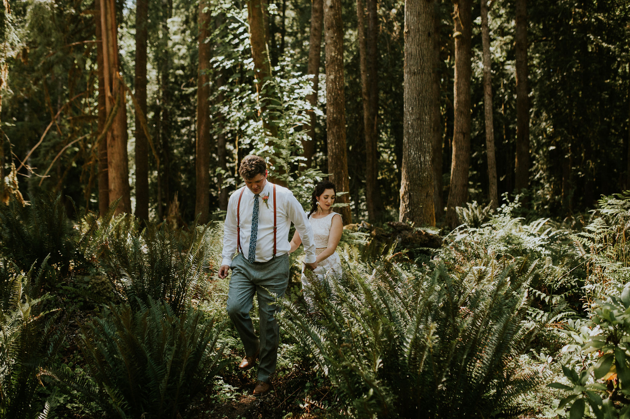 Mackanzie river bridge cottages, Pnw elopement photographer, pnw wedding photographer, pnw intimate wedding, Seattle elopement photographer, oregon intimate wedding photographer, Eugene Oregon elopement, Seattle parson’s gardens elopement, painted h…