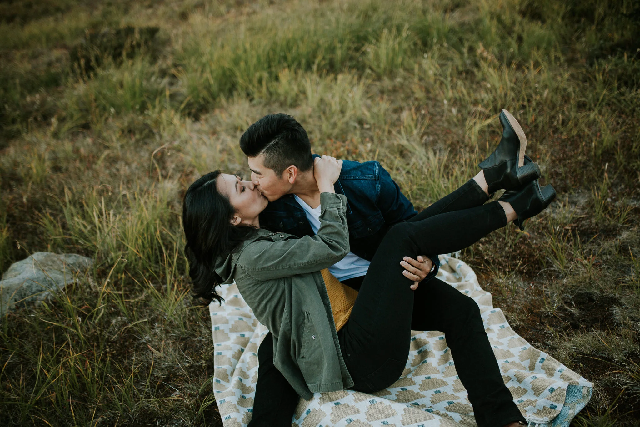 Pnw elopement photographer, pnw wedding photographer, pnw intimate wedding, Seattle elopement photographer, oregon intimate wedding photographer, Eugene Oregon elopement, Seattle parson’s gardens elopement, painted hills elopement, olympic national …