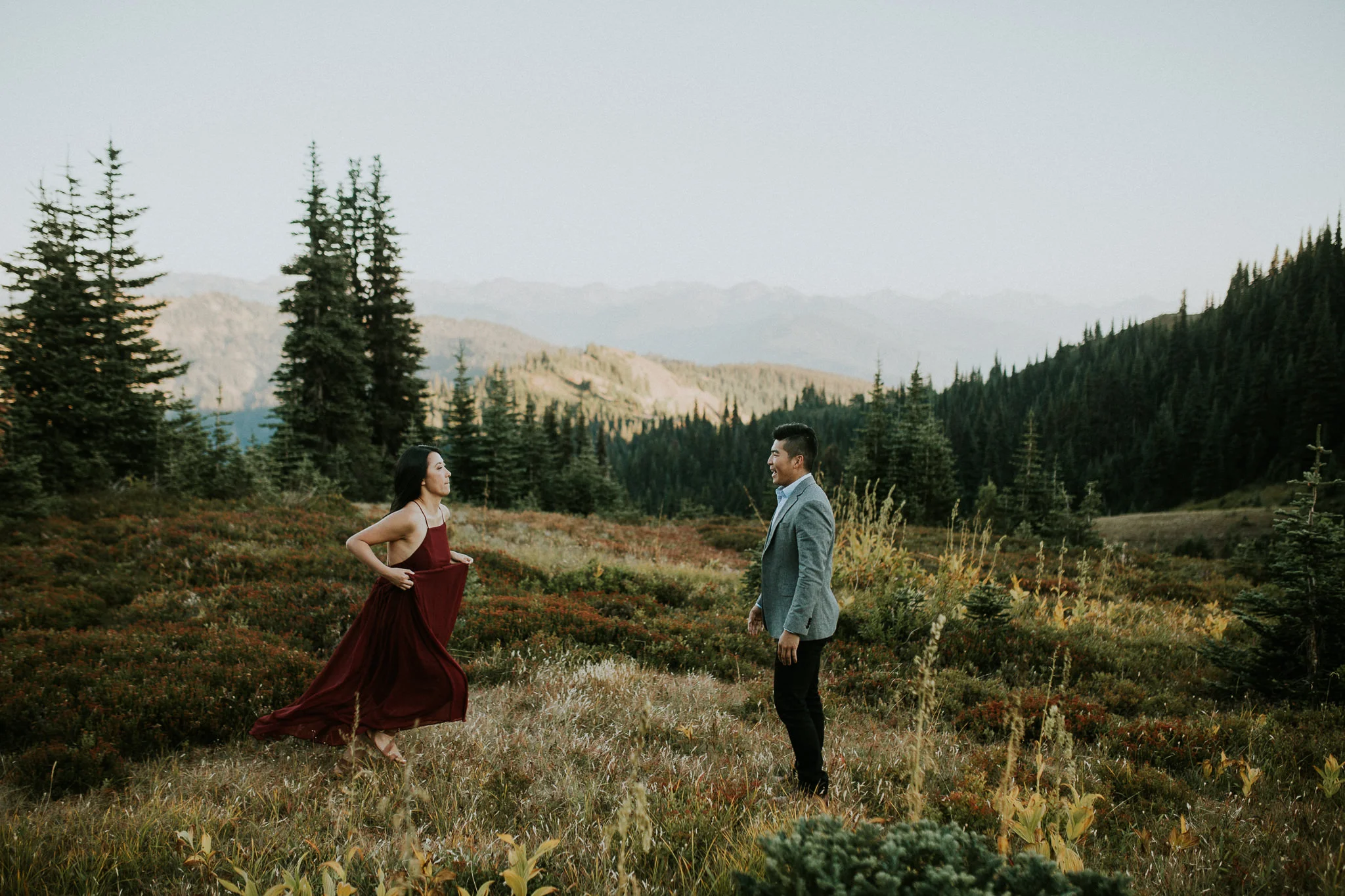 Pnw elopement photographer, pnw wedding photographer, pnw intimate wedding, Seattle elopement photographer, oregon intimate wedding photographer, Eugene Oregon elopement, Seattle parson’s gardens elopement, painted hills elopement, olympic national…