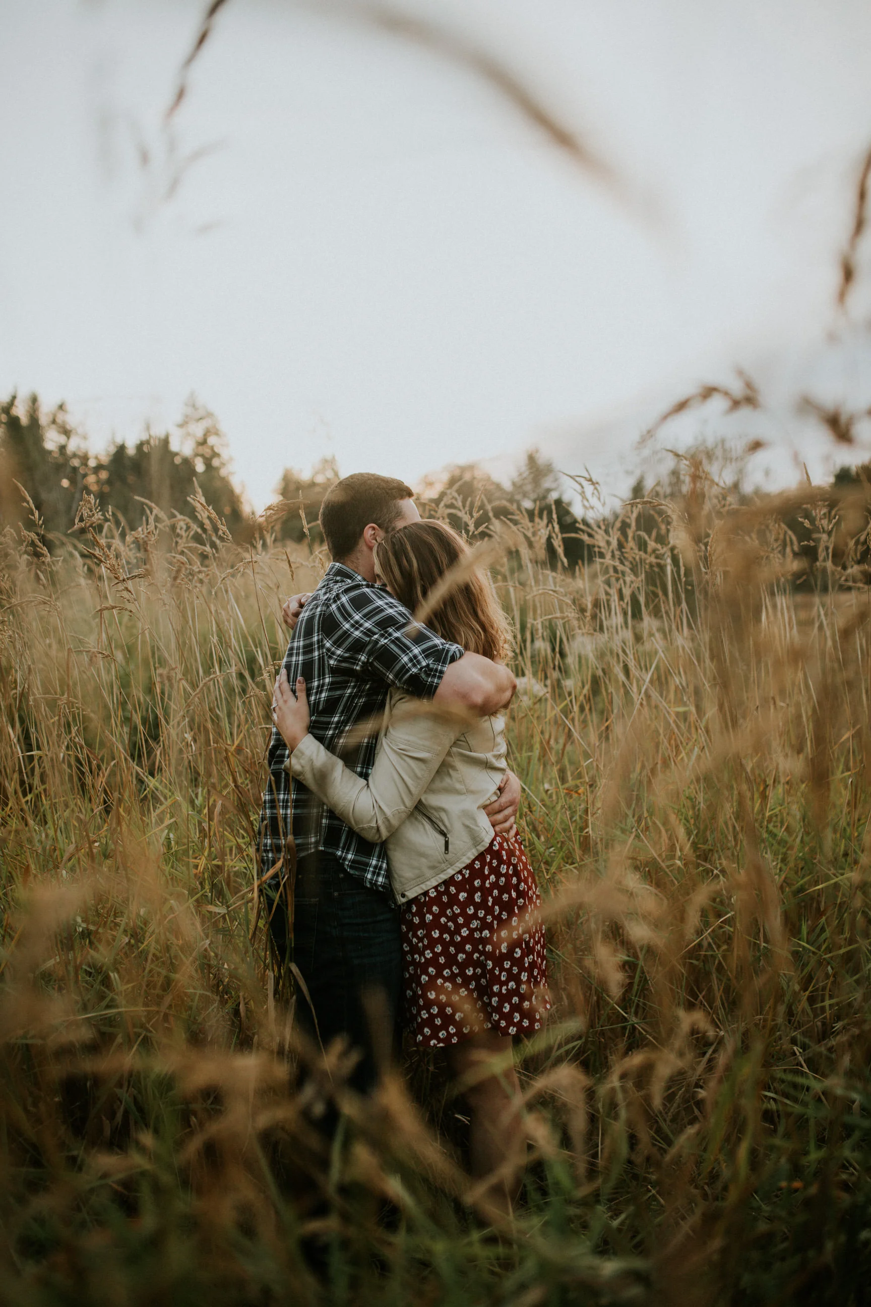 Pnw elopement photographers, pnw wedding photographers, pnw intimate weddings, Seattle elopement photographers, oregon intimate wedding photographers, Eugene Oregon elopement, Seattle parson’s gardens elopements, painted hills elopements, olympic na…