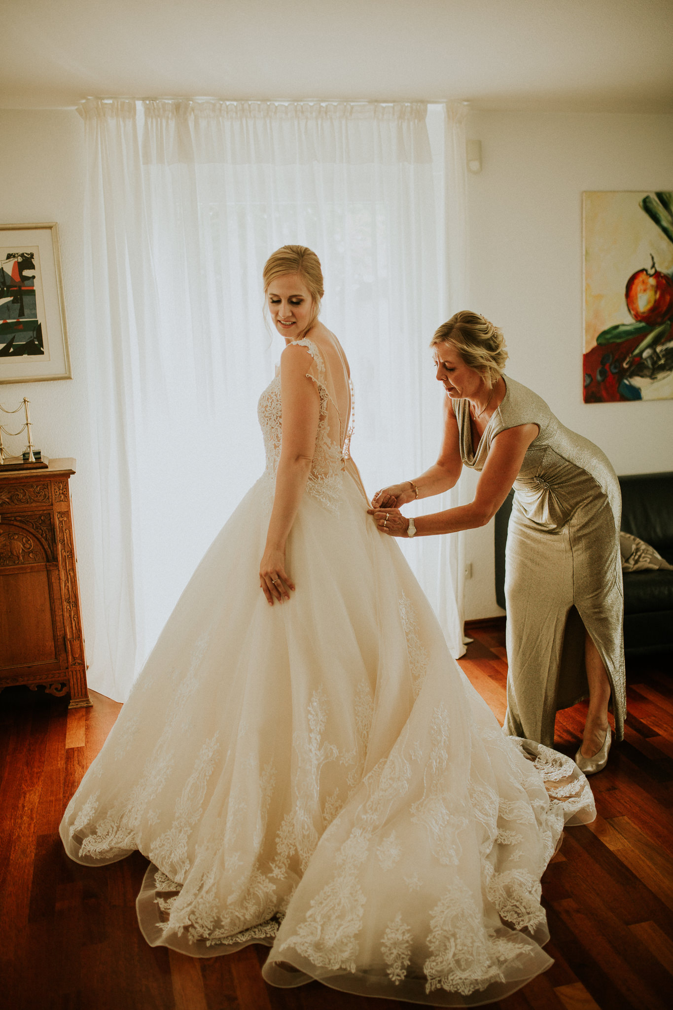 An iddilic German wedding in the southern countryside. Germany elopement, germany elopement photographer, germany wedding photographer, Germany wedding photographers, Germany weddings, Germany elopements, Germany intimate weddings, European wedding …