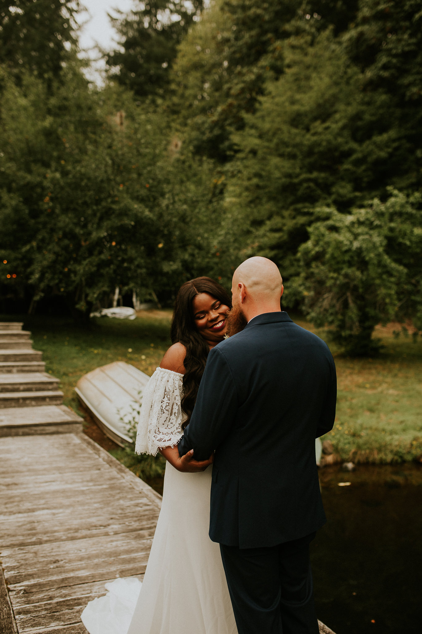 Lakeside-elopement-teasers-10.jpg