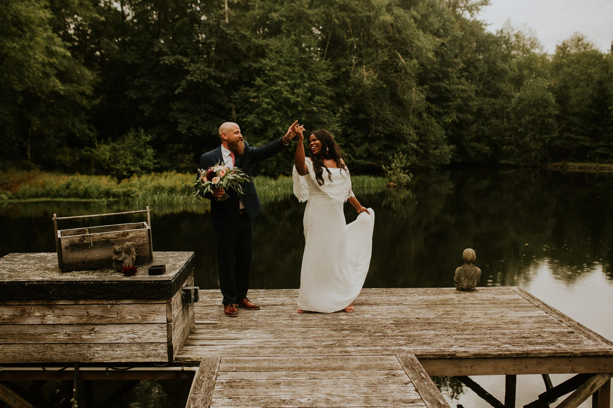 Lakeside-elopement-teasers-14.jpg