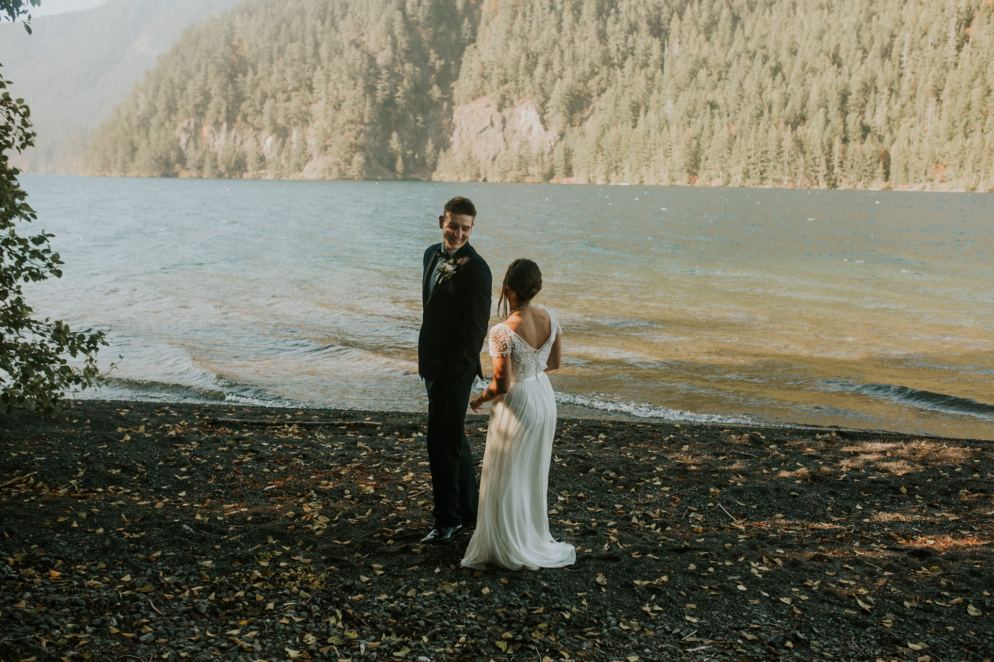 Cresent-lake-elopement-BreeAnna-Lasher-15.jpg