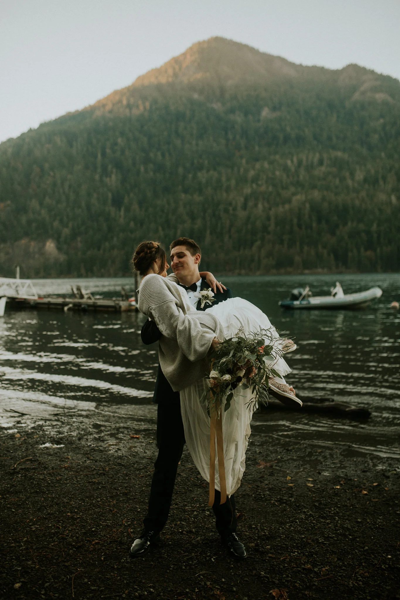 Cresent-lake-elopement-BreeAnna-Lasher-46.jpg