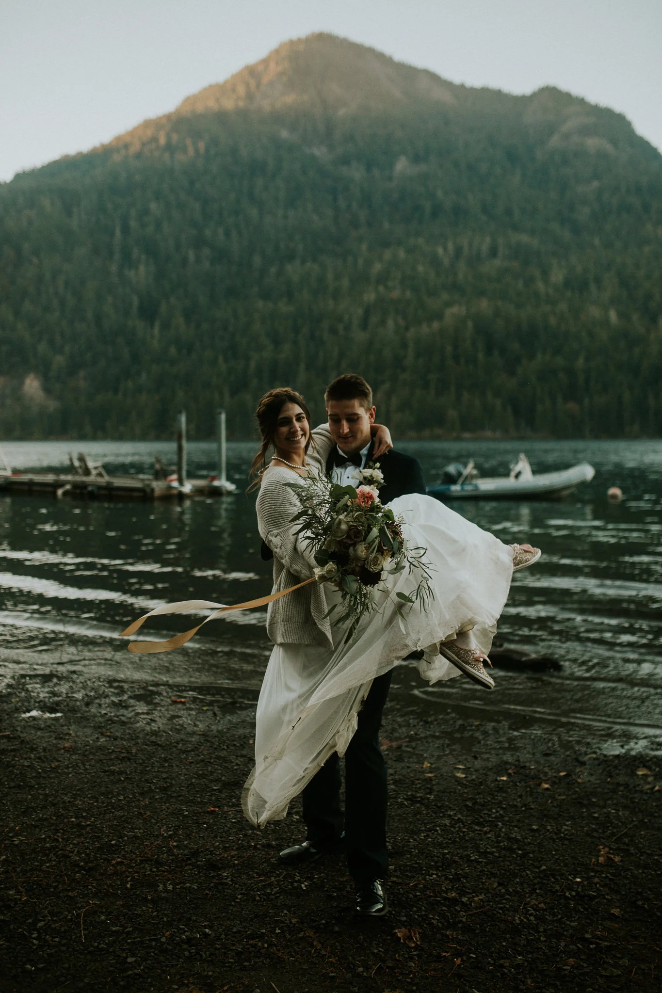 Cresent-lake-elopement-BreeAnna-Lasher-49.jpg
