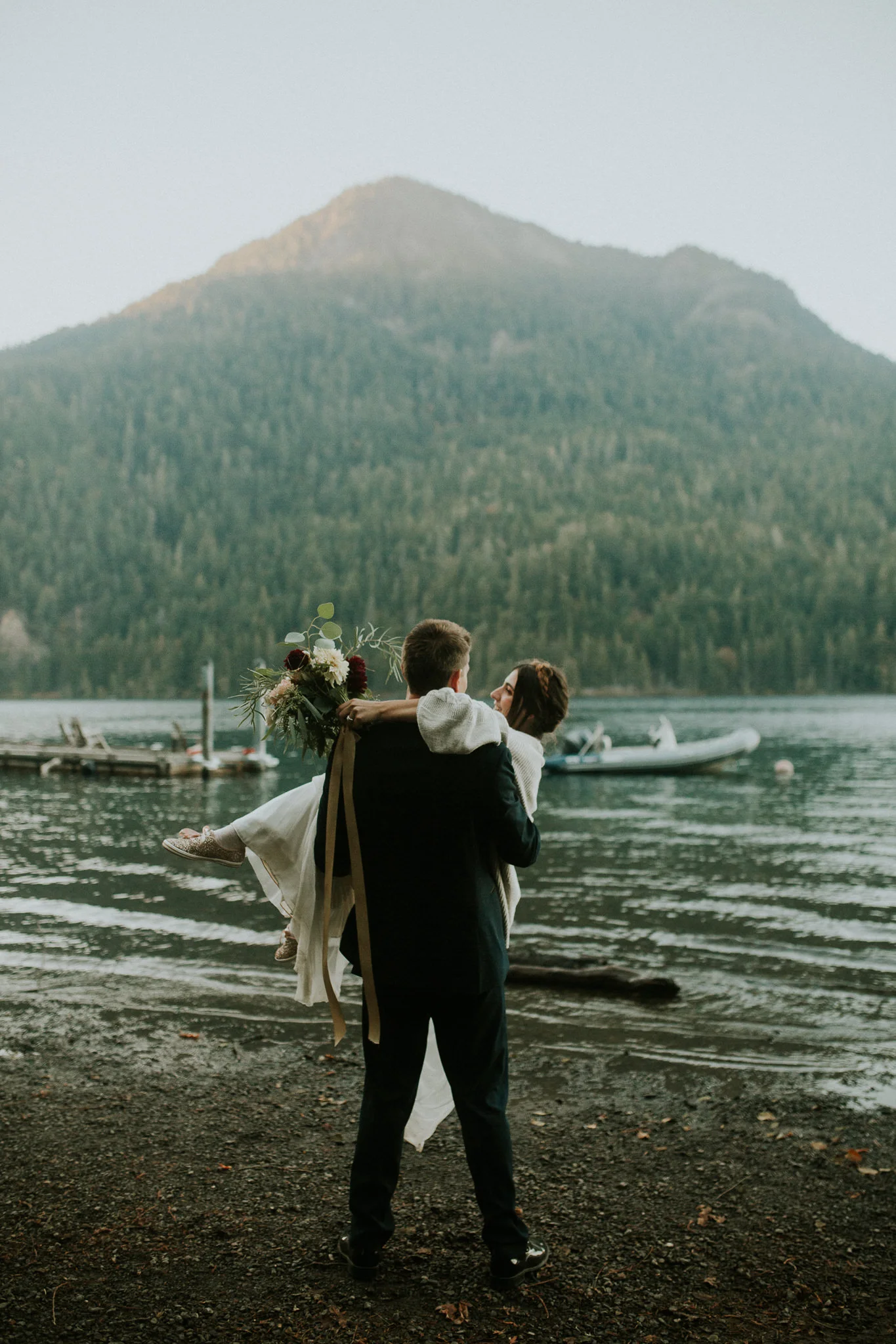Cresent-lake-elopement-BreeAnna-Lasher-55.jpg