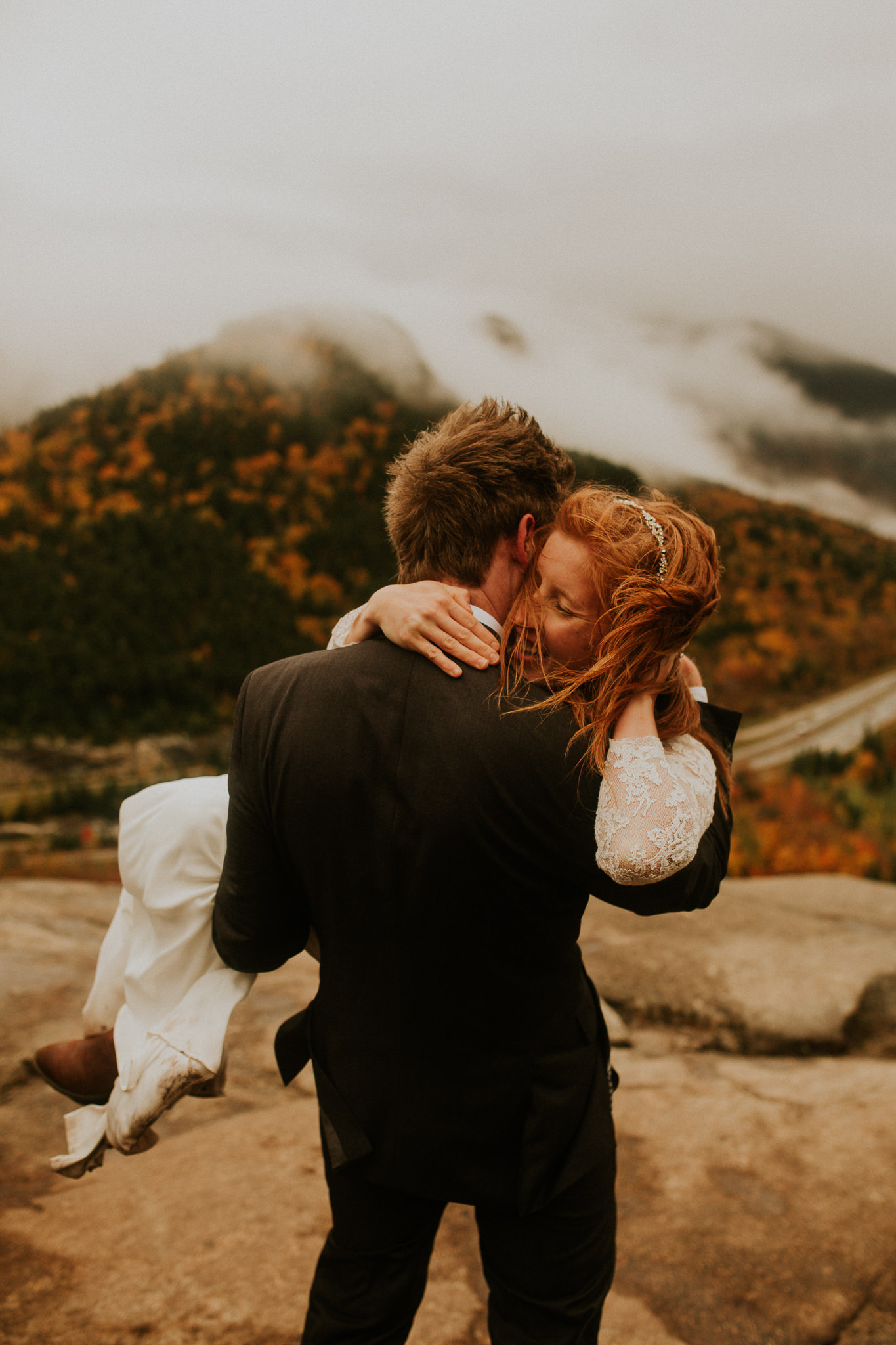 Artists-bluff-elopement-new-hampshire-breeanna-lasher-4.jpg