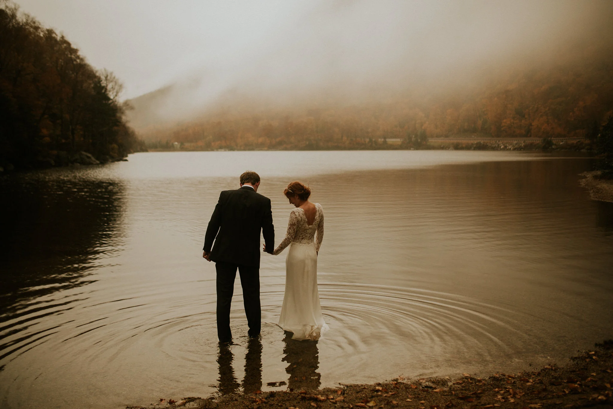 Artists-bluff-elopement-new-hampshire-breeanna-lasher-21.jpg