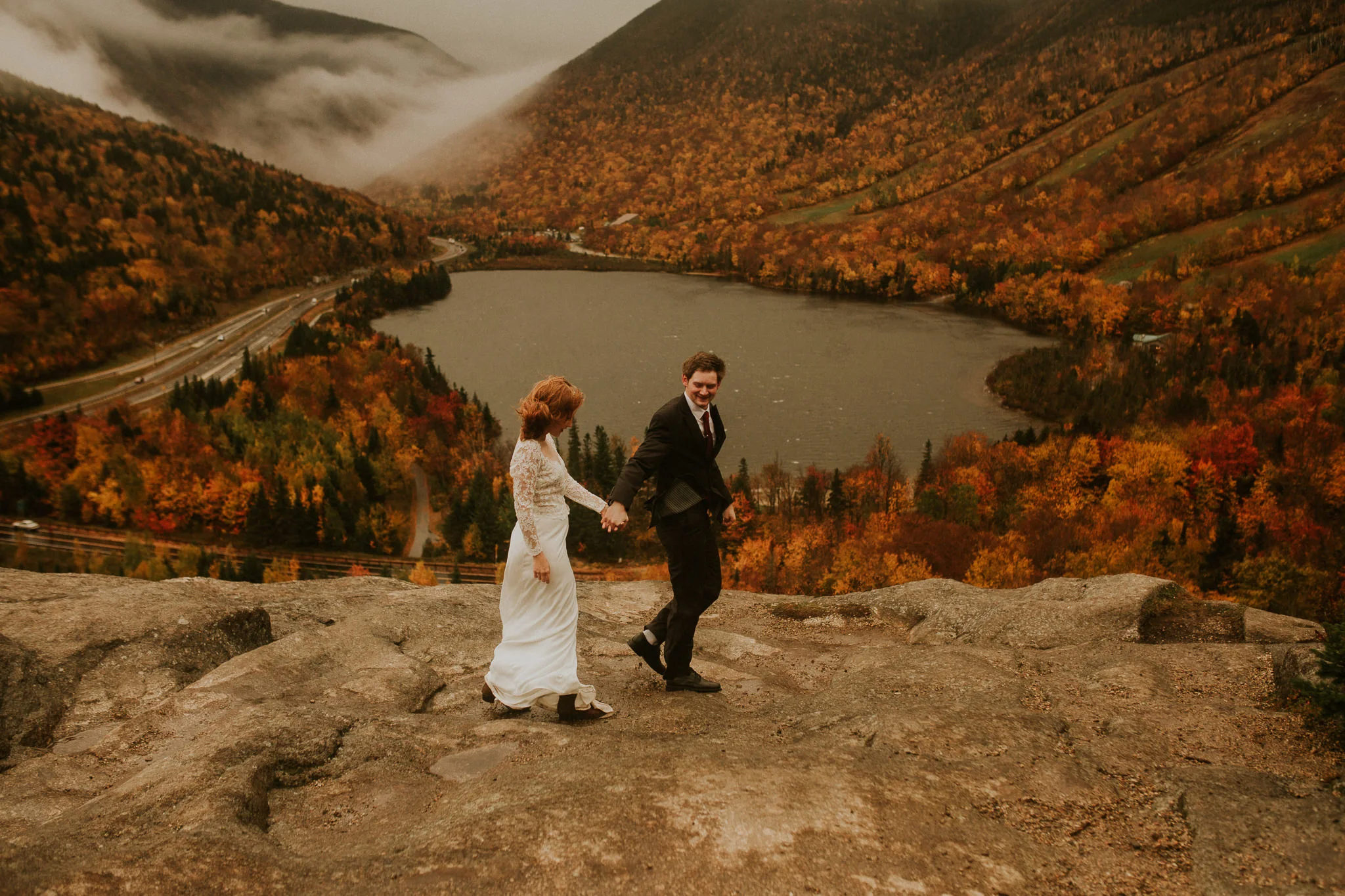 Fall colors in New england! New hampshire elopement in Autumn