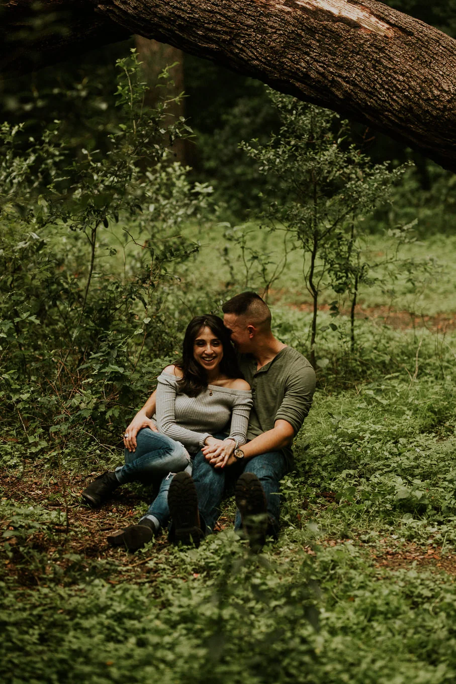 san antonio engagement photography under a tree