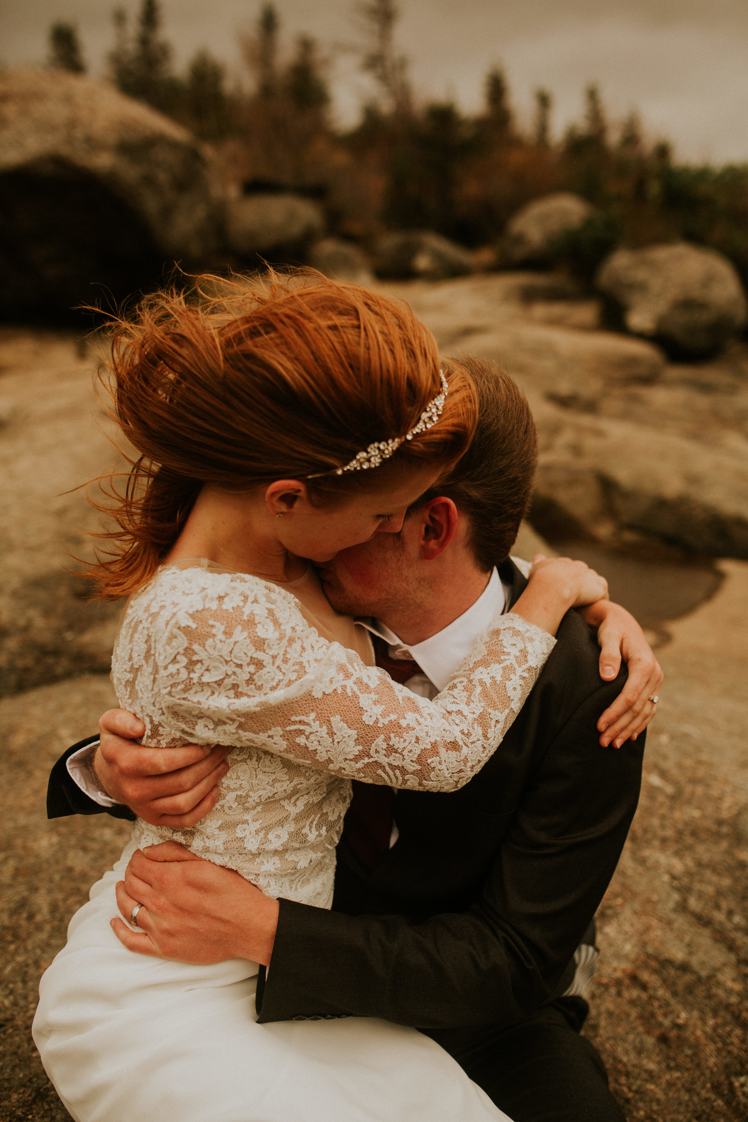 Artists bluff elopement - white mountain elopement - autumn elopement photography - artists bluff hike - artists bluff wedding - white mountain wedding - New Hampshire wedding photographer - artists bluff wedding photographer - New Hampshire hiking …