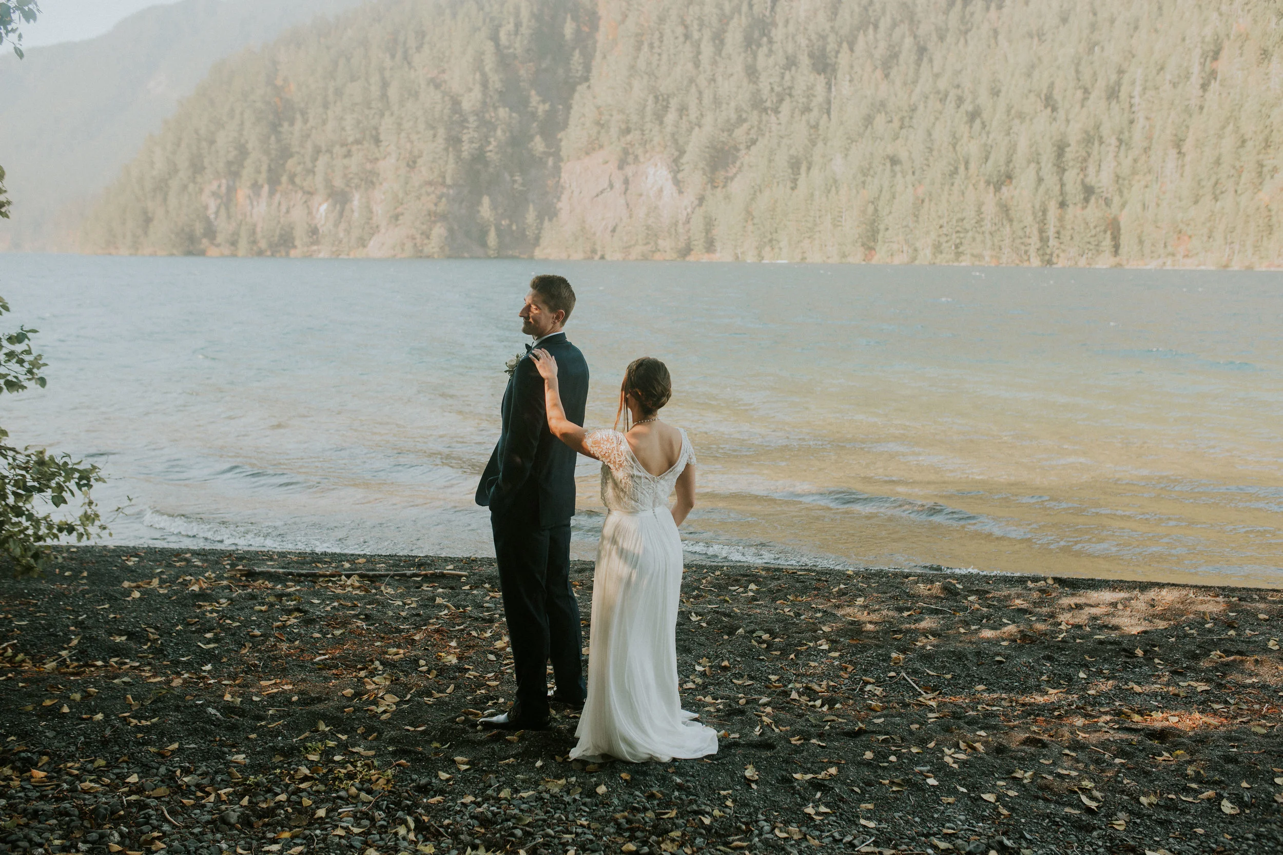 Nature bride wedding photographer - port Angeles wedding photography - best wedding photographers port Angeles - nature bridge elopement - olympic national park wedding - olympic national park elopement - crescent lake elopement - crescent lake wedd…