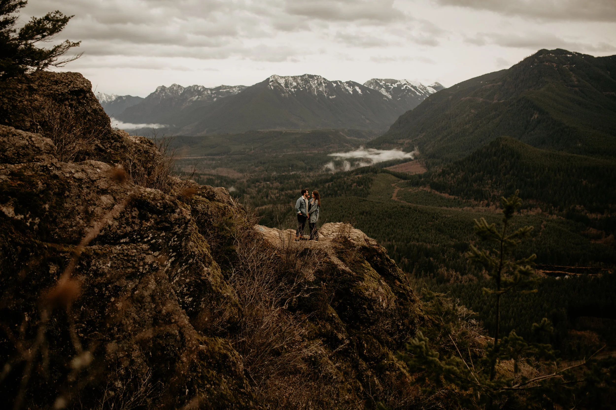 Rattlesnake ridge engagement photography - rattlesnake lake - north bend photos - snoqualmie pass photographer - snoqualmie falls engagement photography - best north bend engagement locations - best snoqualmie pass photoshoot locations - best Seattl…