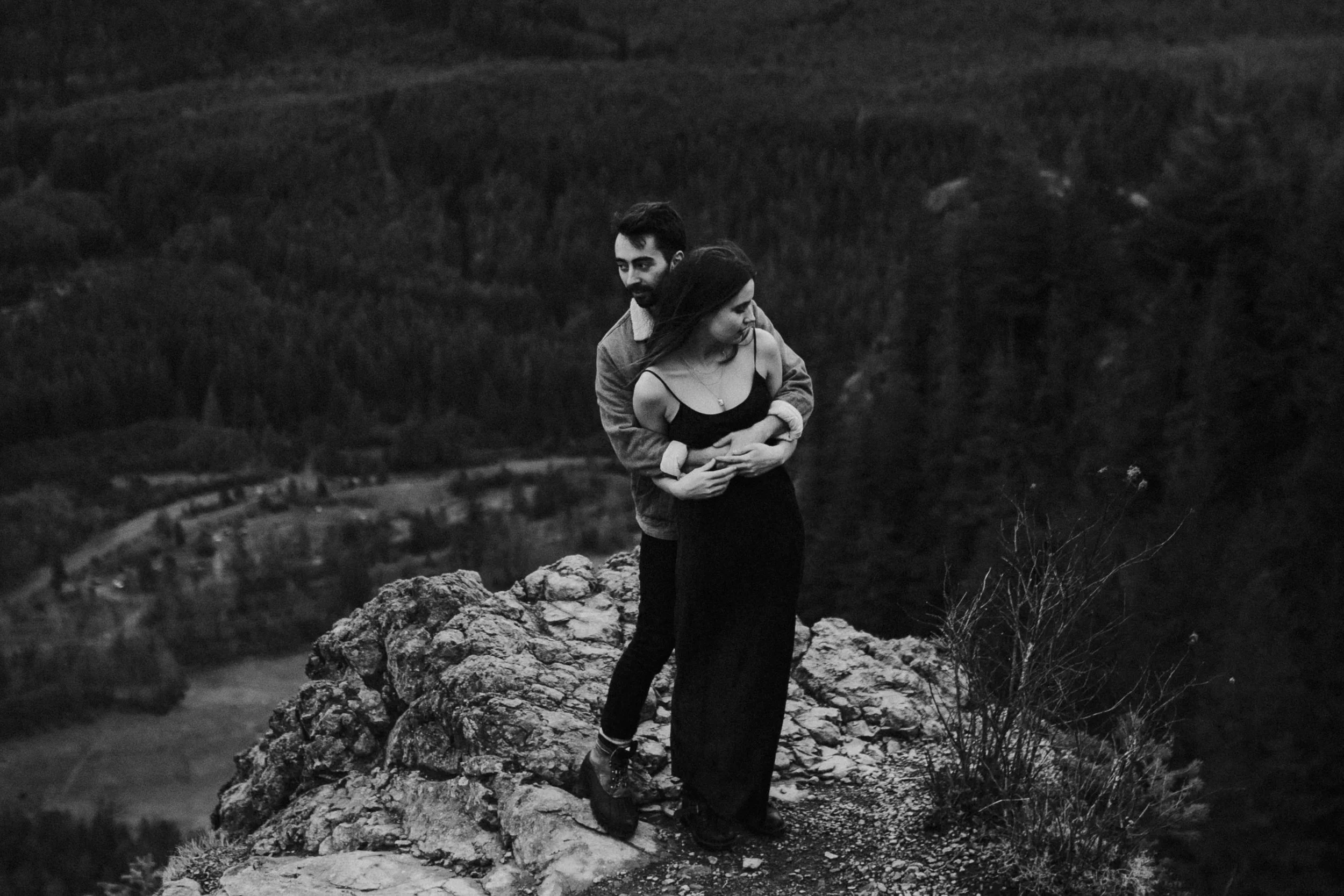 Rattlesnake ridge engagement photography - rattlesnake lake - north bend photos - snoqualmie pass photographer - snoqualmie falls engagement photography - best north bend engagement locations - best snoqualmie pass photoshoot locations - best Seattl…