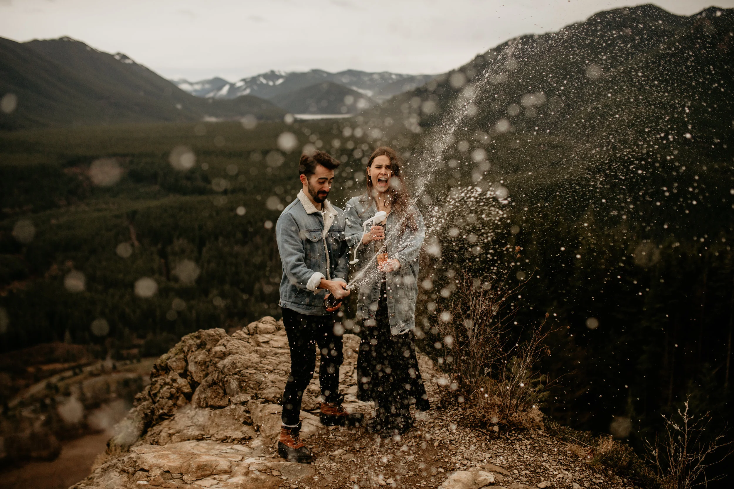 Rattlesnake ridge engagement photography - rattlesnake lake - north bend photos - snoqualmie pass photographer - snoqualmie falls engagement photography - best north bend engagement locations - best snoqualmie pass photoshoot locations - best Seattl…