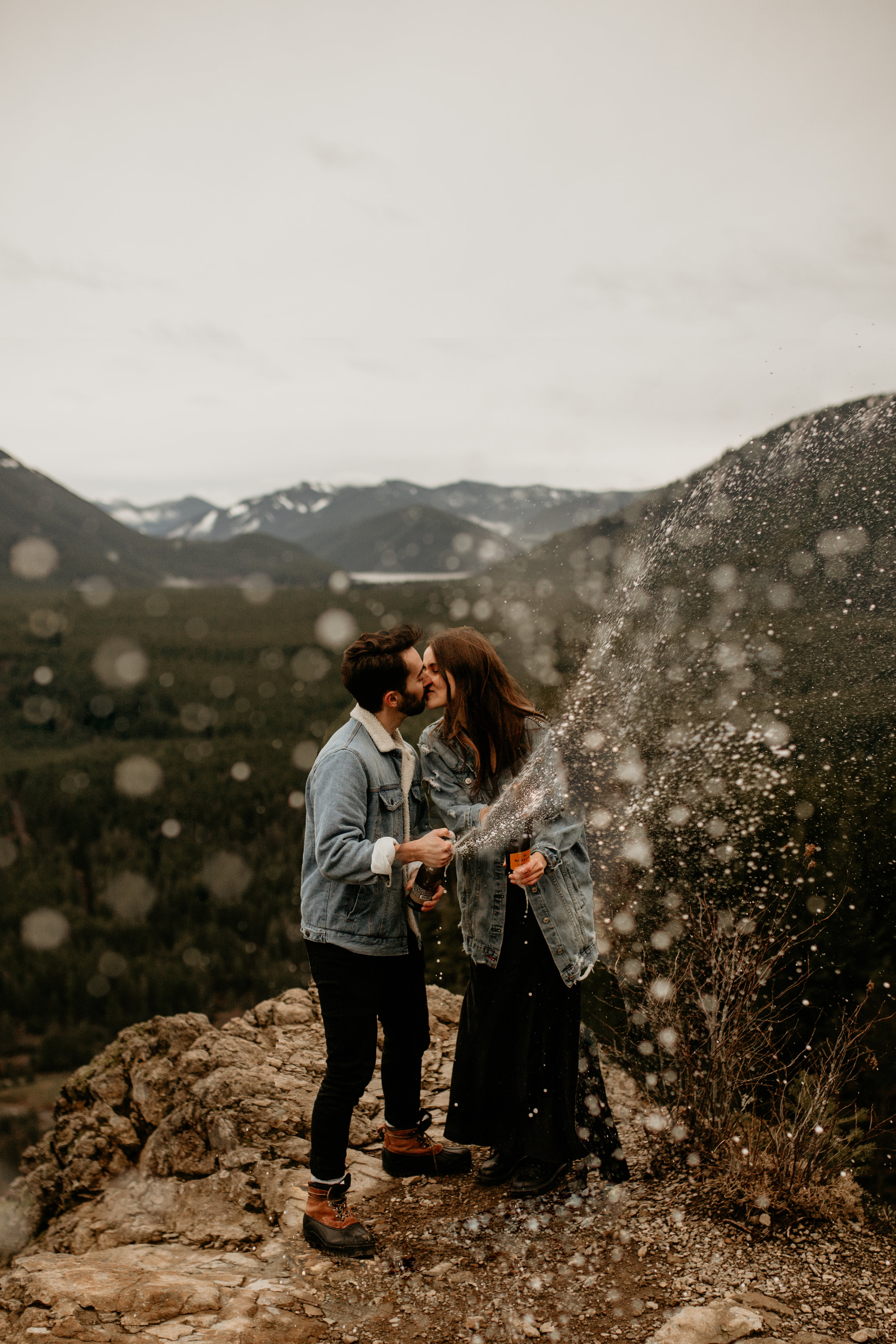Rattlesnake ridge engagement photography - rattlesnake lake - north bend photos - snoqualmie pass photographer - snoqualmie falls engagement photography - best north bend engagement locations - best snoqualmie pass photoshoot locations - best Seattl…