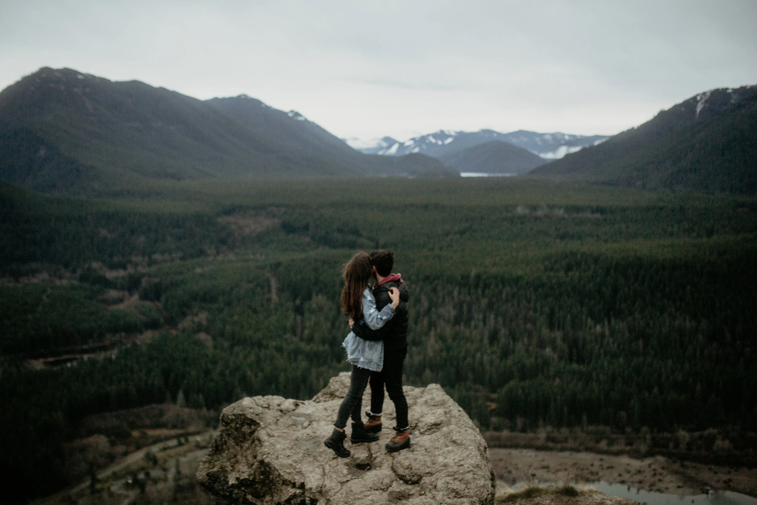 Rattlesnake ridge engagement photography - rattlesnake lake - north bend photos - snoqualmie pass photographer - snoqualmie falls engagement photography - best north bend engagement locations - best snoqualmie pass photoshoot locations - best Seattl…