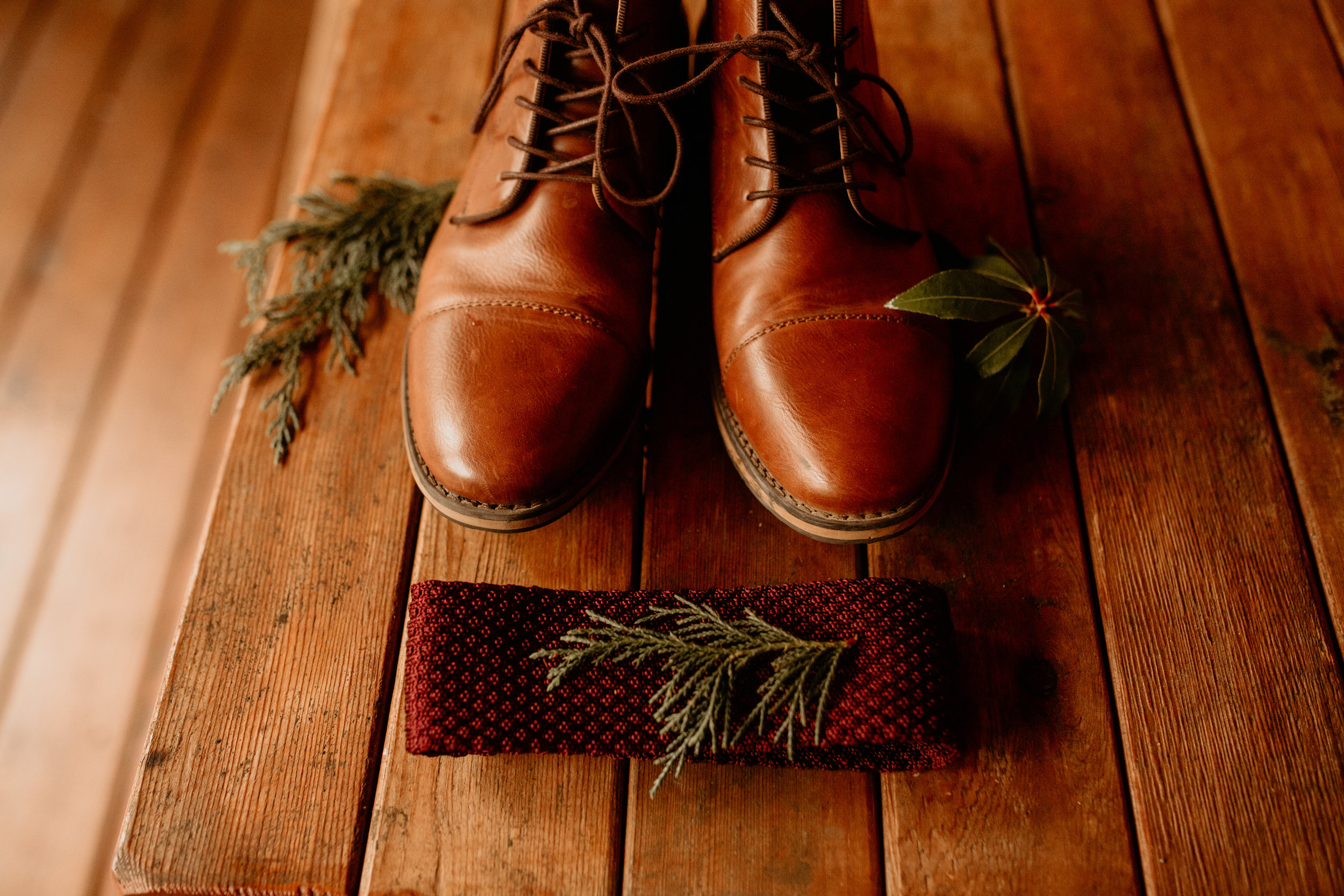Rattlesnake ridge engagement photography - rattlesnake lake - north bend photos - snoqualmie pass photographer - snoqualmie falls engagement photography - best north bend engagement locations - best snoqualmie pass photoshoot locations - best Seattl…