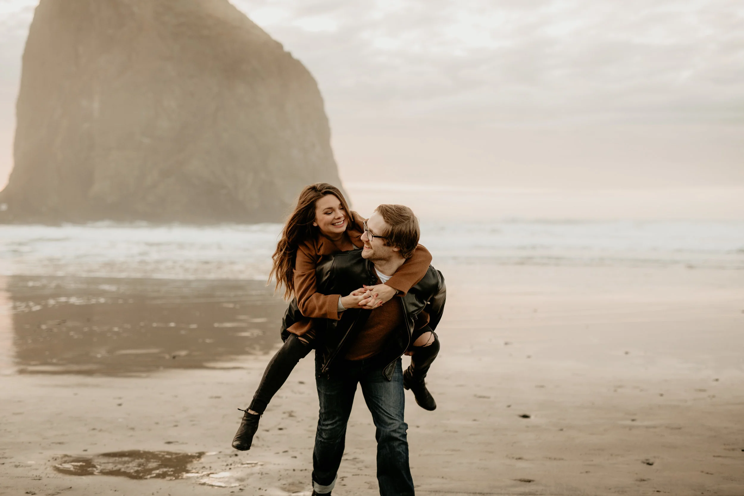 Cannon Beach photography - Cannon Beach sunset - cannon beach photos photos - cannon beach photographer - cannon beach Wedding photography - Oregon engagement locations - best PNW Elopement locations - best Oregon photographers - Cannon beach engage…