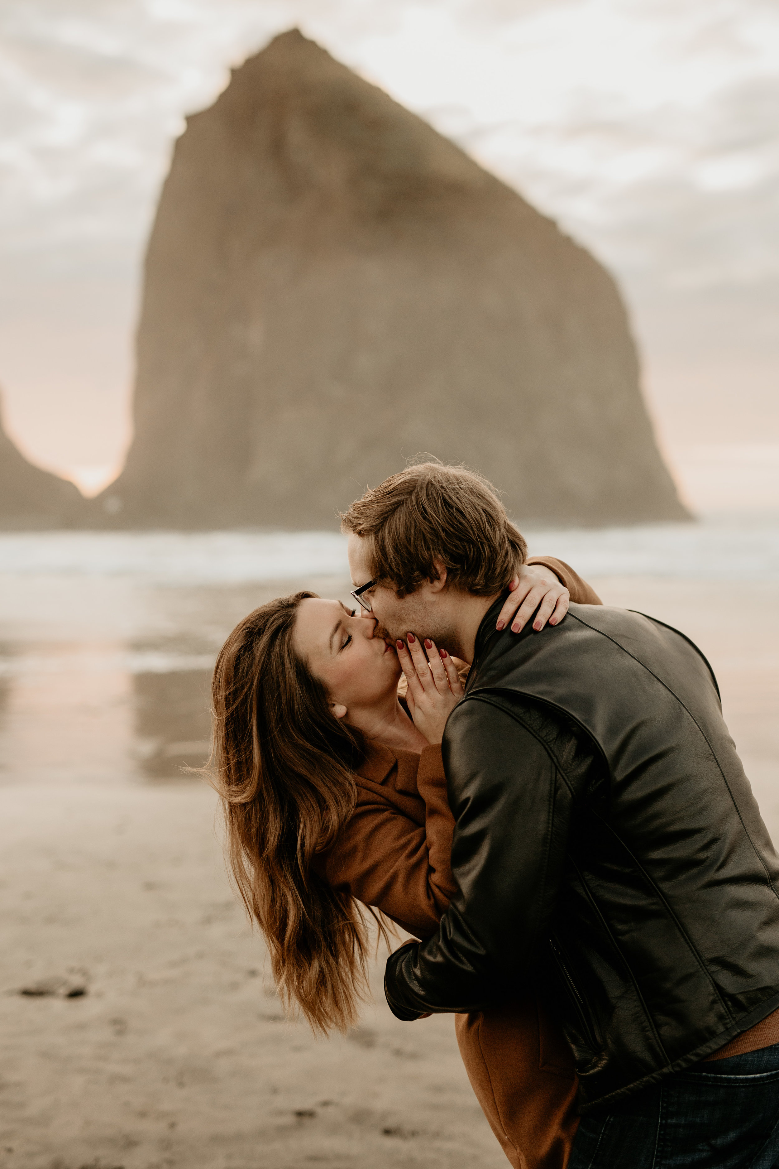 Cannon Beach photography - Cannon Beach sunset - cannon beach photos photos - cannon beach photographer - cannon beach Wedding photography - Oregon engagement locations - best PNW Elopement locations - best Oregon photographers - Cannon beach engage…