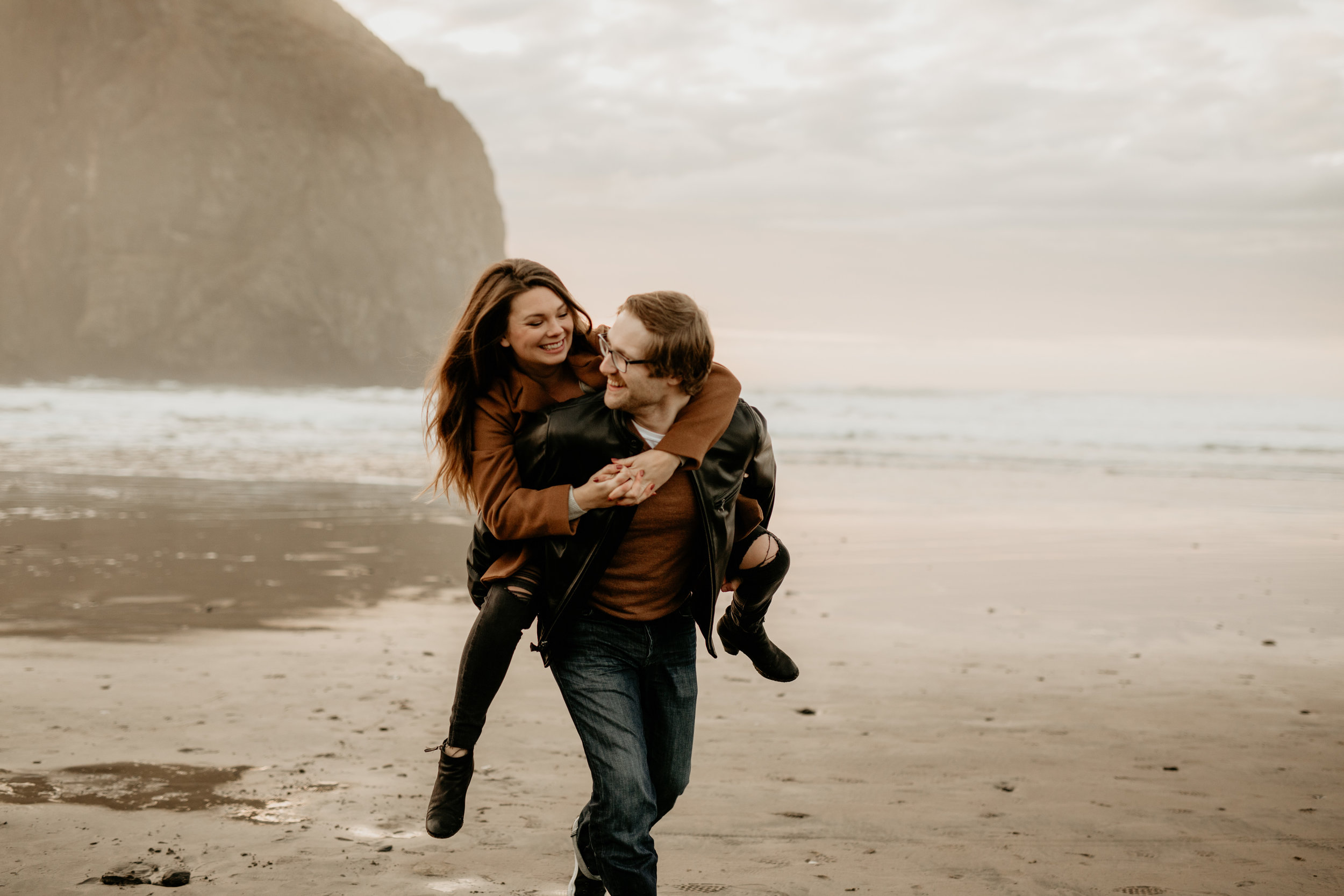 Cannon Beach photography - Cannon Beach sunset - cannon beach photos photos - cannon beach photographer - cannon beach Wedding photography - Oregon engagement locations - best PNW Elopement locations - best Oregon photographers - Cannon beach engage…