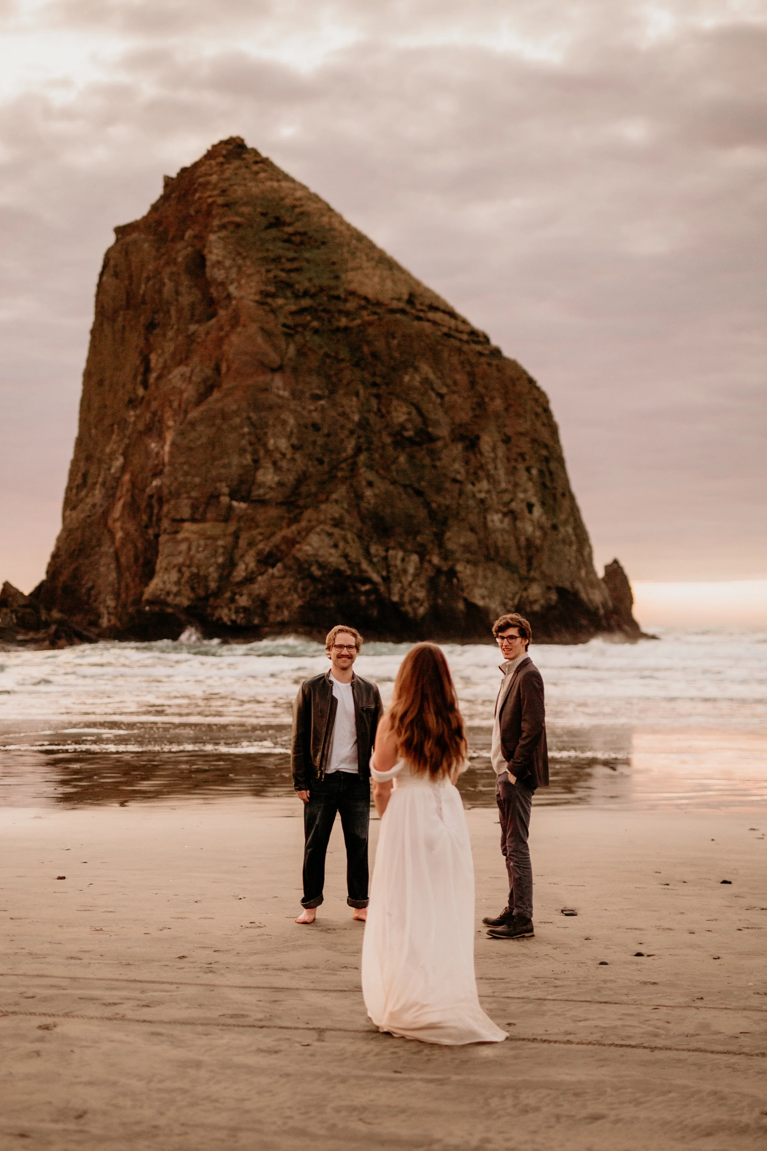 Cannon Beach photography - Cannon Beach sunset - cannon beach photos photos - cannon beach photographer - cannon beach Wedding photography - Oregon elopement locations - best PNW Elopement locations - best Oregon photographers - Cannon beach elopeme…
