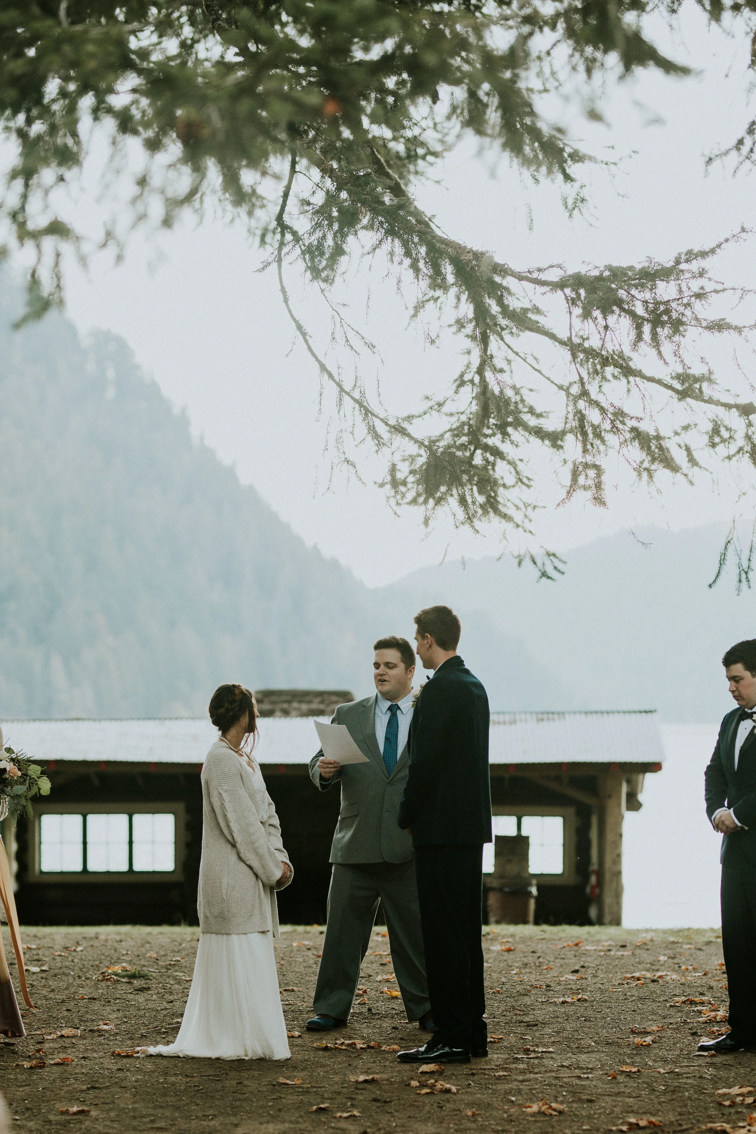 Nature bride wedding photographer - port Angeles wedding photography - best wedding photographers port Angeles - nature bridge elopement - olympic national park wedding - olympic national park elopement - crescent lake elopement - crescent lake wed…