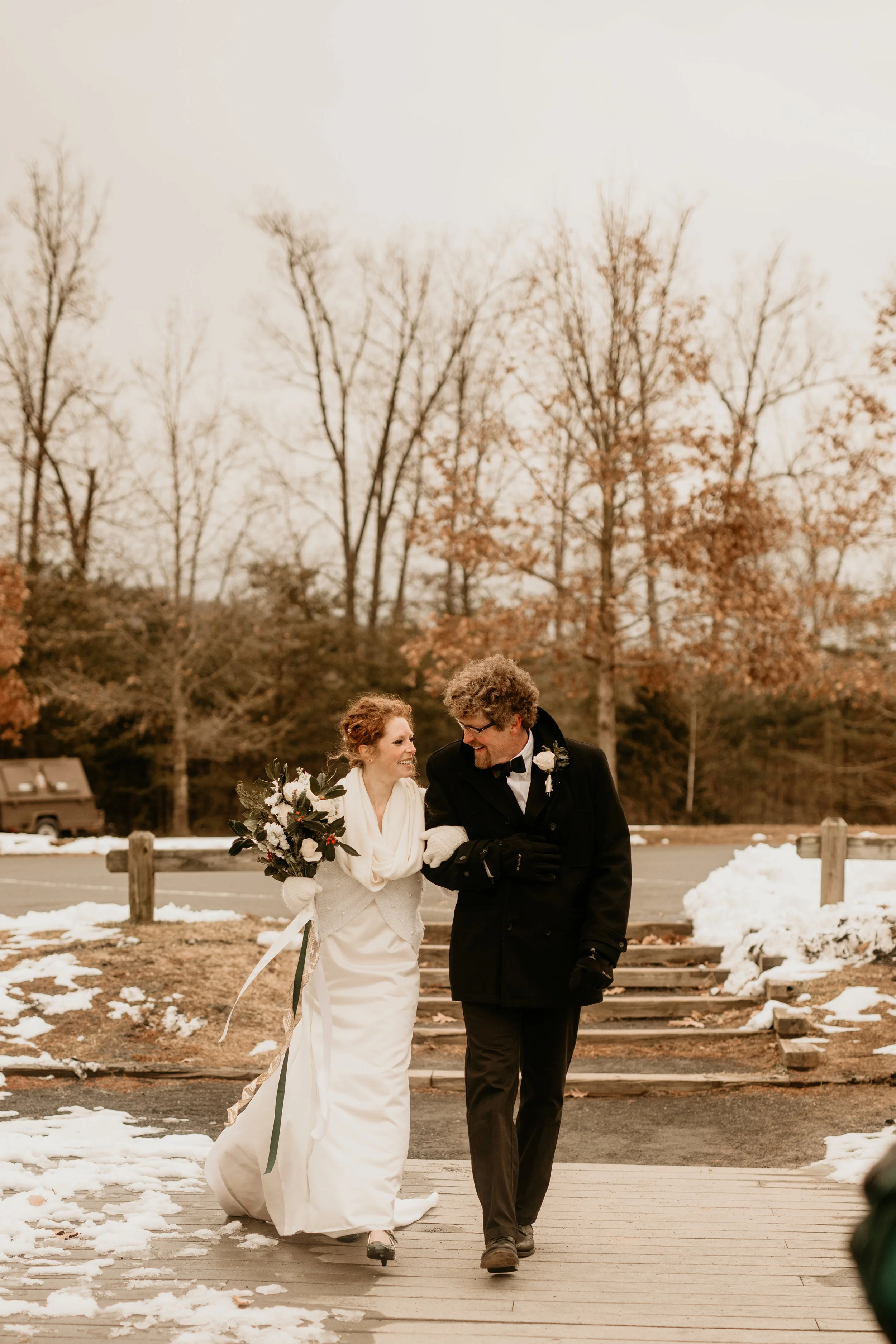 Have the best elopement- why choose an elopement- how to have the best elopement- why elope - how to tel your friends and family that you eloped - shenandoah national park photography - shenandoah national park elopement- shenandoah state park photo…