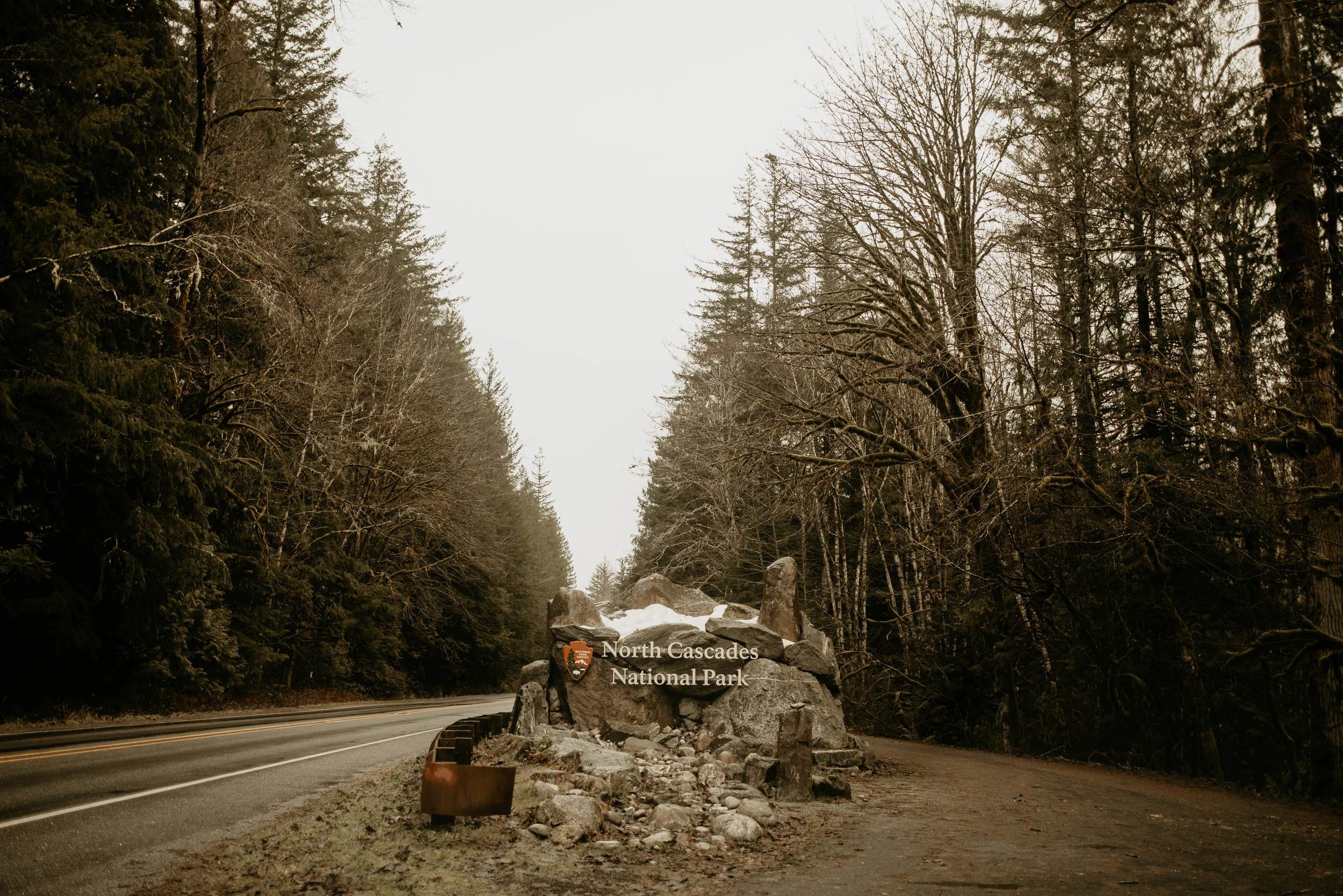 Breeanna-lasher-photography-diablo-lake-engagement - adventurous-free-spirit-boho-bohemian-1.jpg