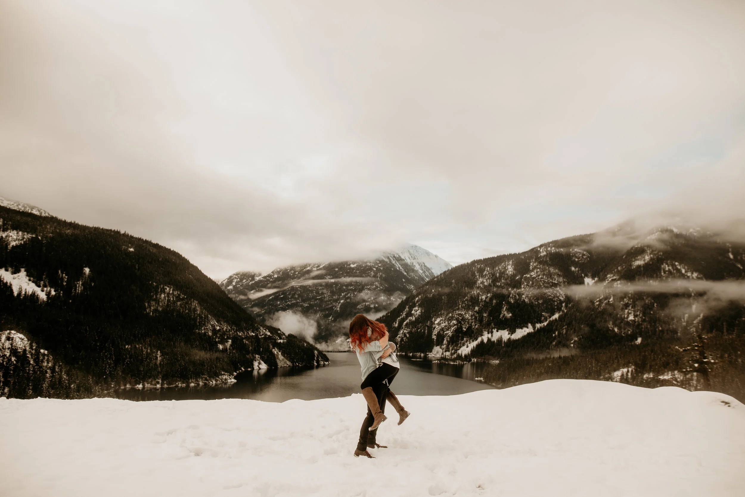 Breeanna-lasher-photography-diablo-lake-engagement - adventurous-free-spirit-boho-bohemian-82.jpg