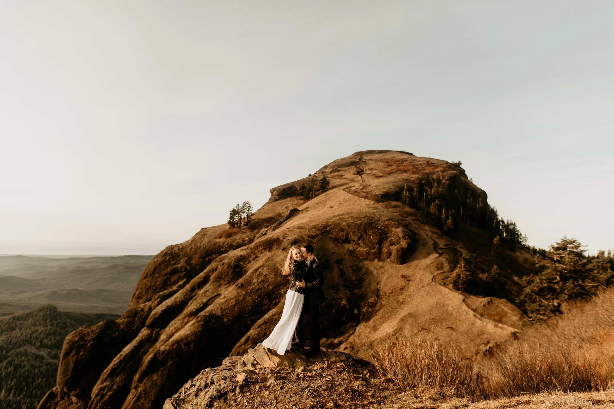 Saddle mountain elopement - saddle mountain trail - Portland wedding photography - hinters elopement photography - Grenada engagement photos - Grenada wedding photographer - Spain wedding photography - Austria elopement photography - Austria wedding…