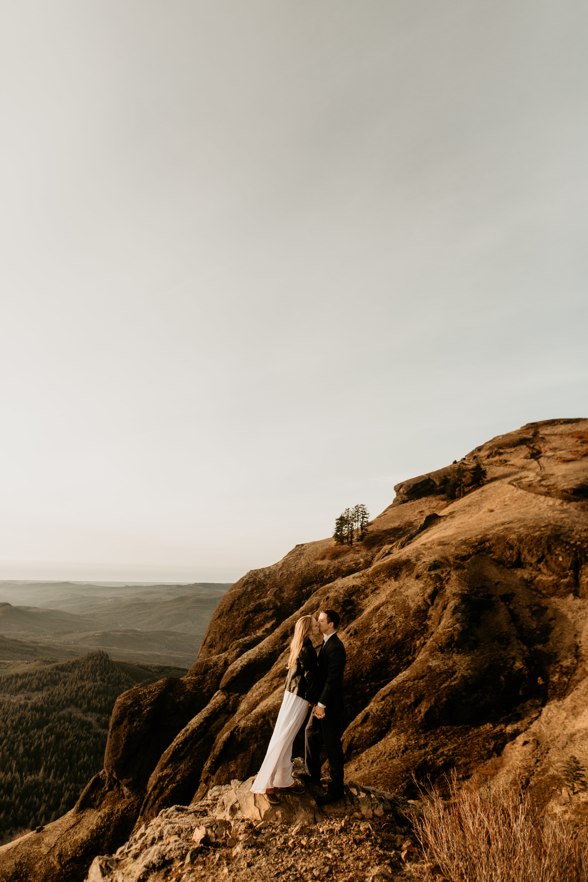 Saddle mountain elopement - saddle mountain trail - Portland wedding photography - hinters elopement photography - Grenada engagement photos - Grenada wedding photographer - Spain wedding photography - Austria elopement photography - Austria wedding…