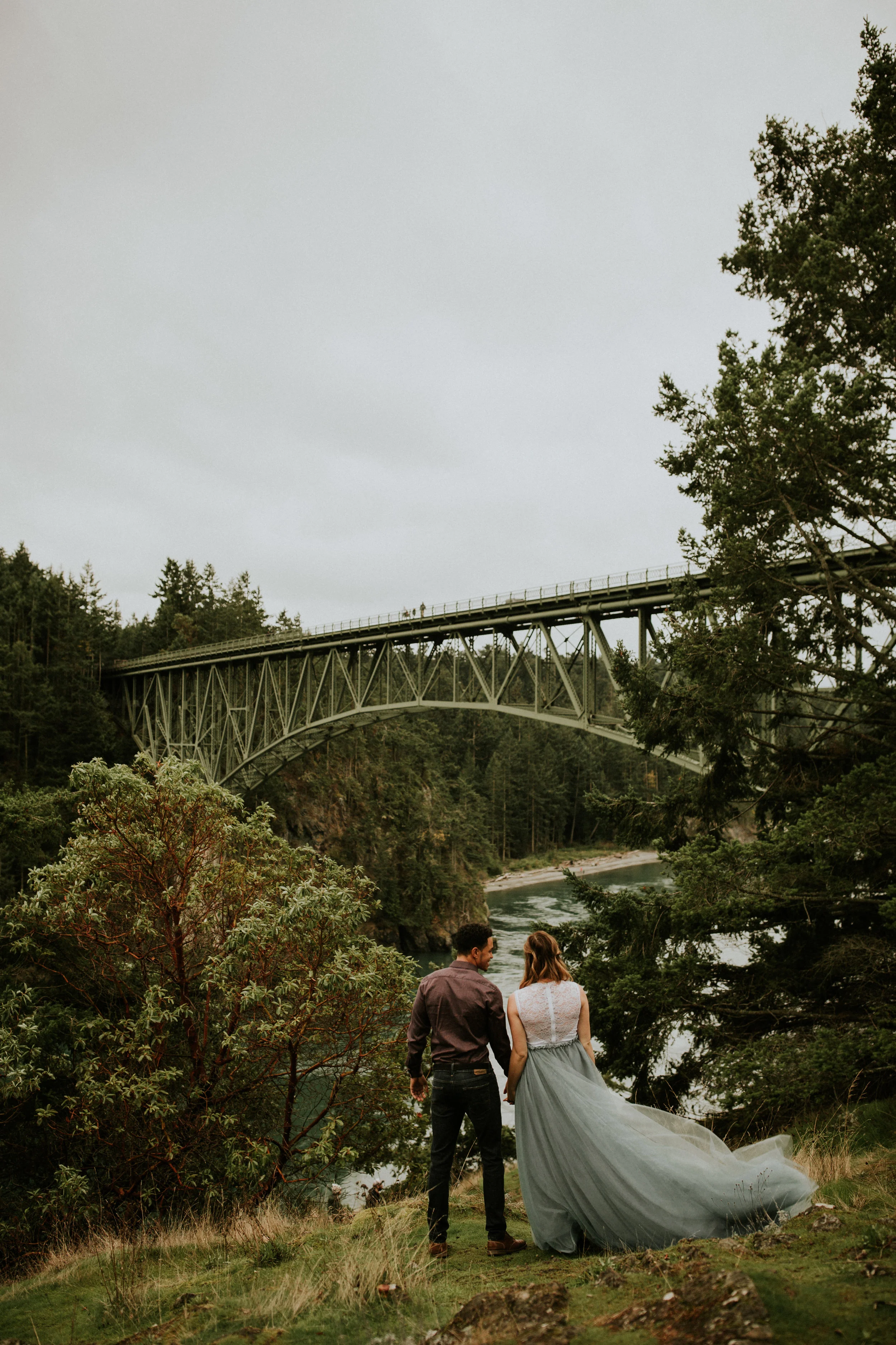 How to pick the perfect elopement dress - how to pick a dress for your elopement - what to know before picking your Elopement dress - best adventurous wedding dresses - best elopement dresses - best hiking elopement dress choices - hiking elopement …
