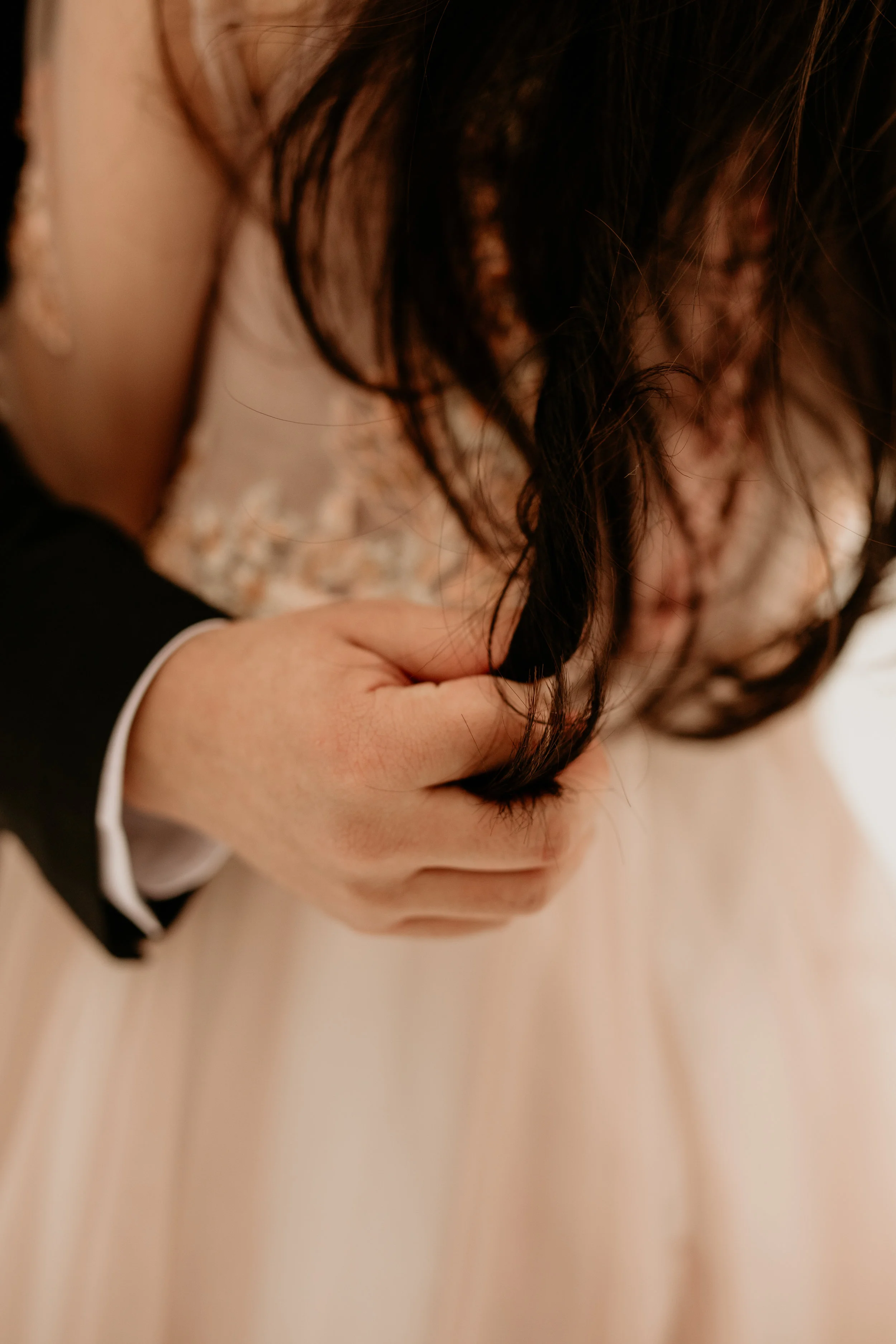 Seattle elopement photographer - pnw elopement photographer - tacoma elopement photographer - Seattle wedding photographer - tacoma wedding photographer - pnw wedding photographer - Gold creek trail- gold creek pond trail - Portland wedding photogra…