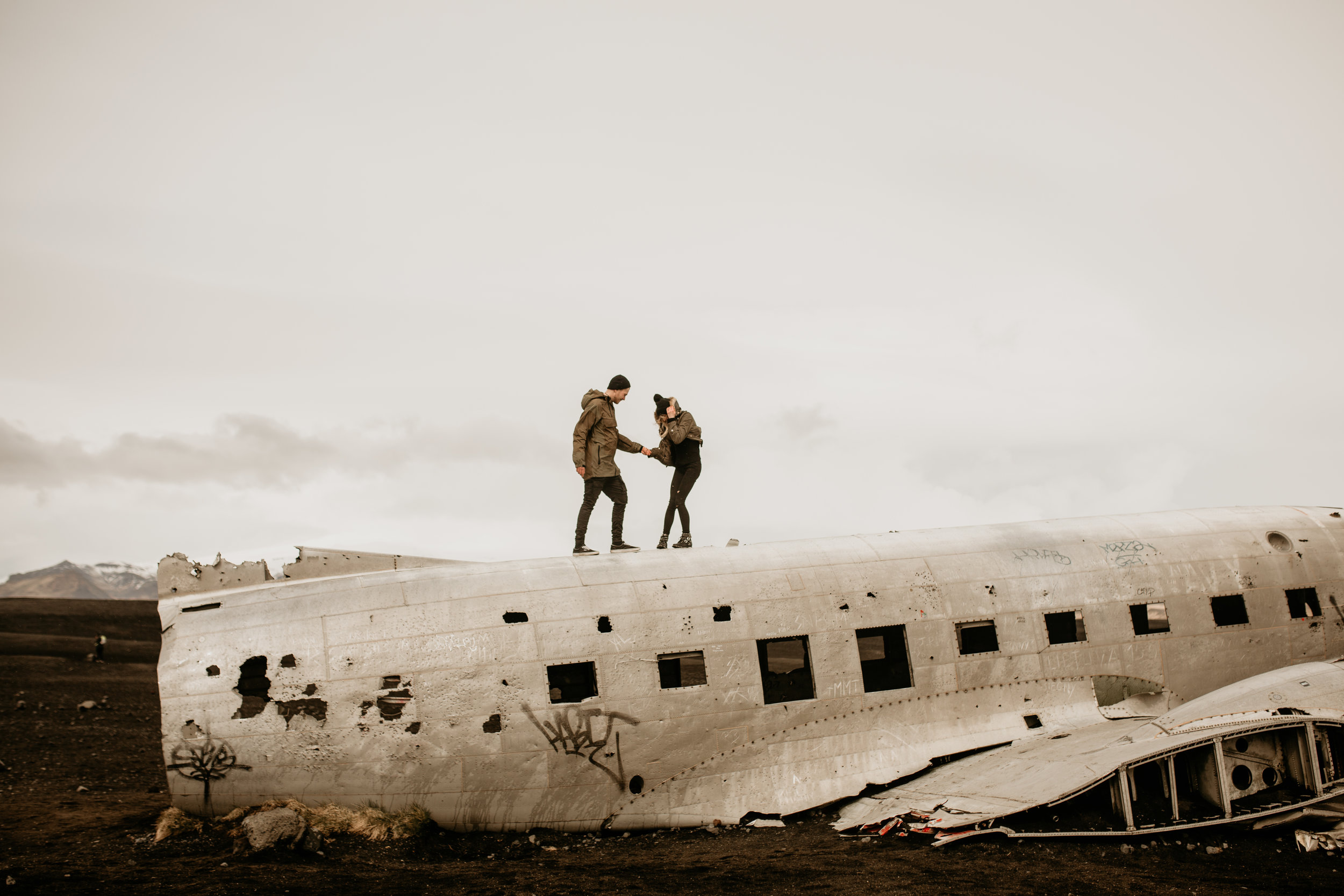 Sólheimasandur engagement photos, Sólheimasandur couple photos, Sólheimasandur photography, Sólheimasandur wedding photos, Iceland engagement photos, Iceland elopement photographer, Iceland wedding photography, elopement wedding photography - seattl…