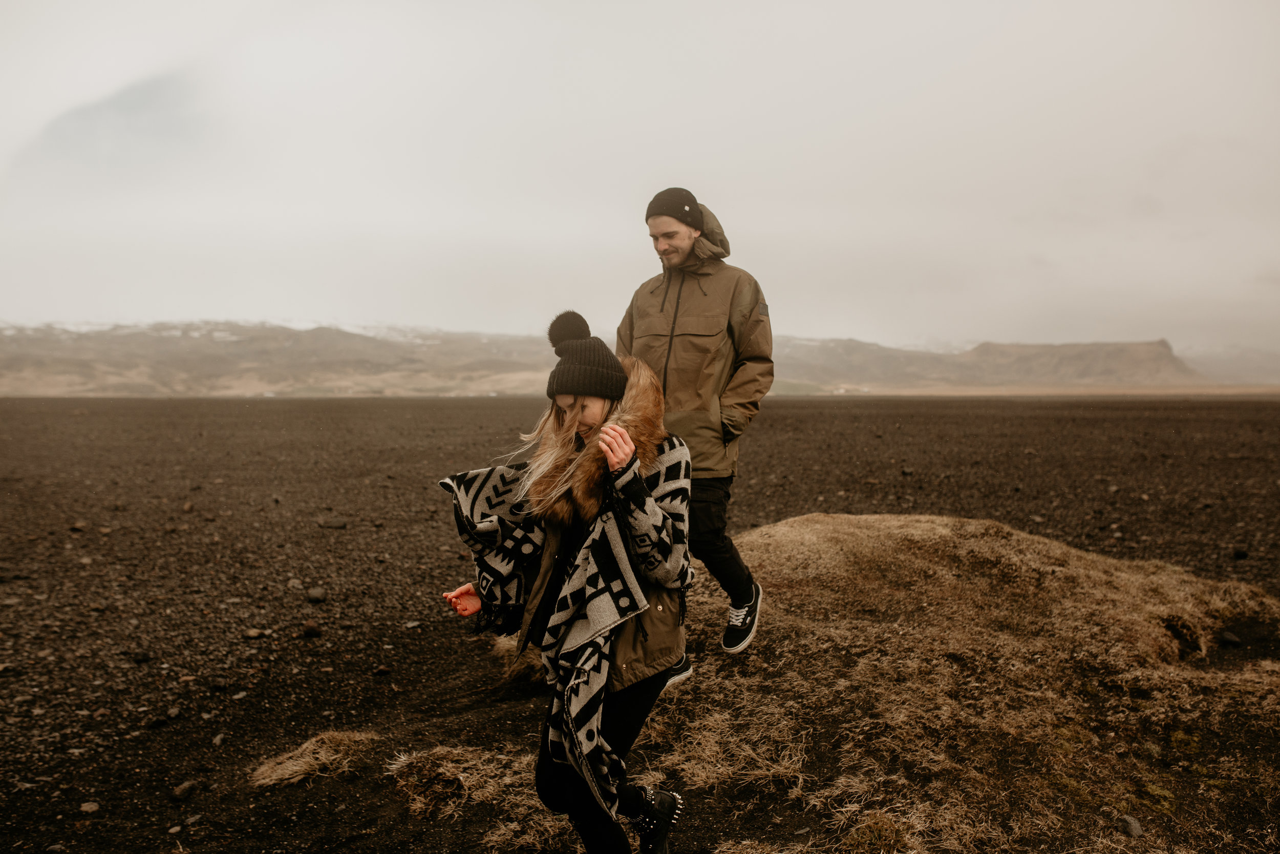 Sólheimasandur engagement photos, Sólheimasandur couple photos, Sólheimasandur photography, Sólheimasandur wedding photos, Iceland engagement photos, Iceland elopement photographer, Iceland wedding photography, elopement wedding photography - seattl…
