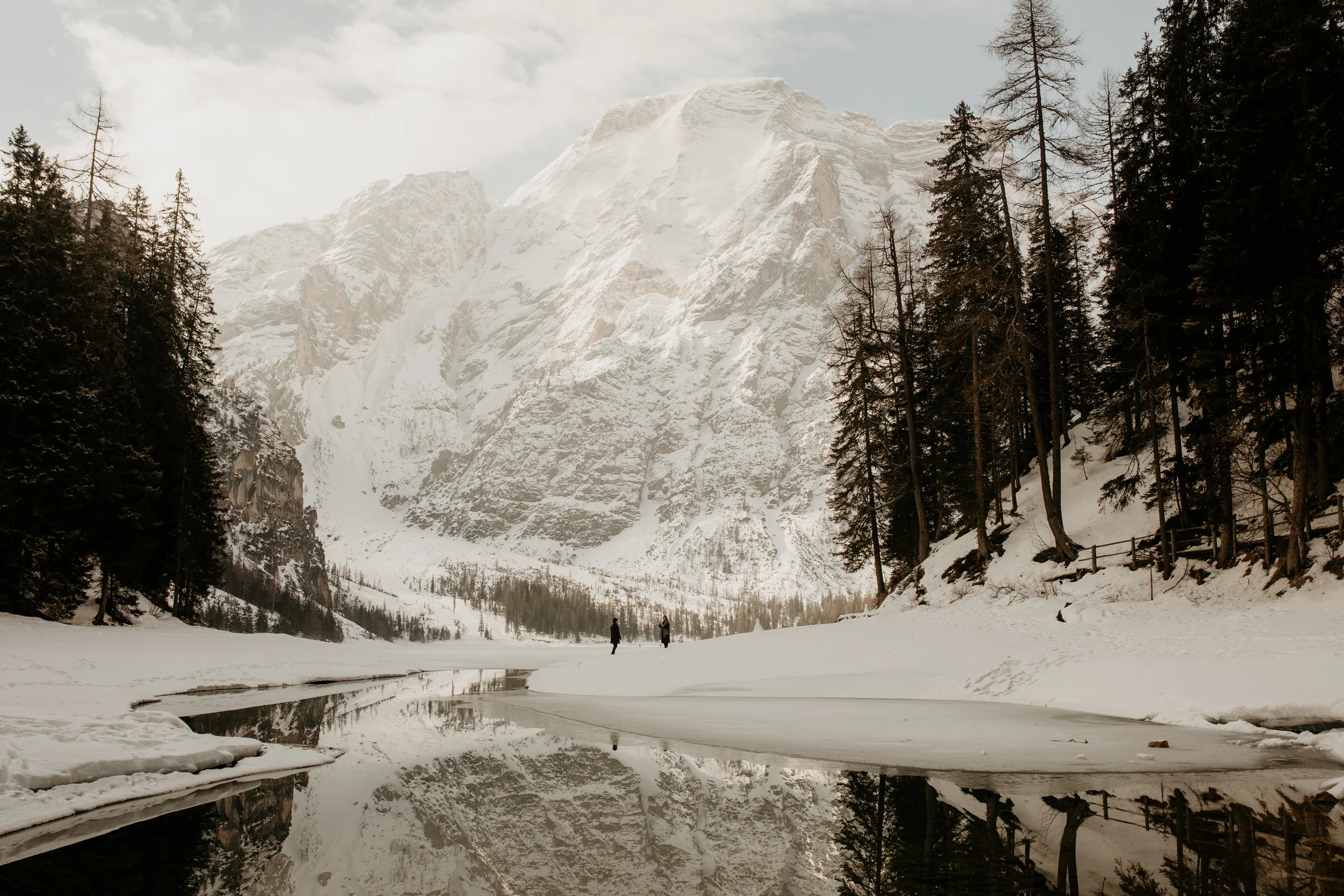 Italy elopement photographer - Lago di braies elopement photographer - Austria elopement photographer - Italy wedding photographer - Austria wedding photographer - Germany wedding photographer - Lago Di Braies- Prago Wildersee - Salzburg wedding pho…