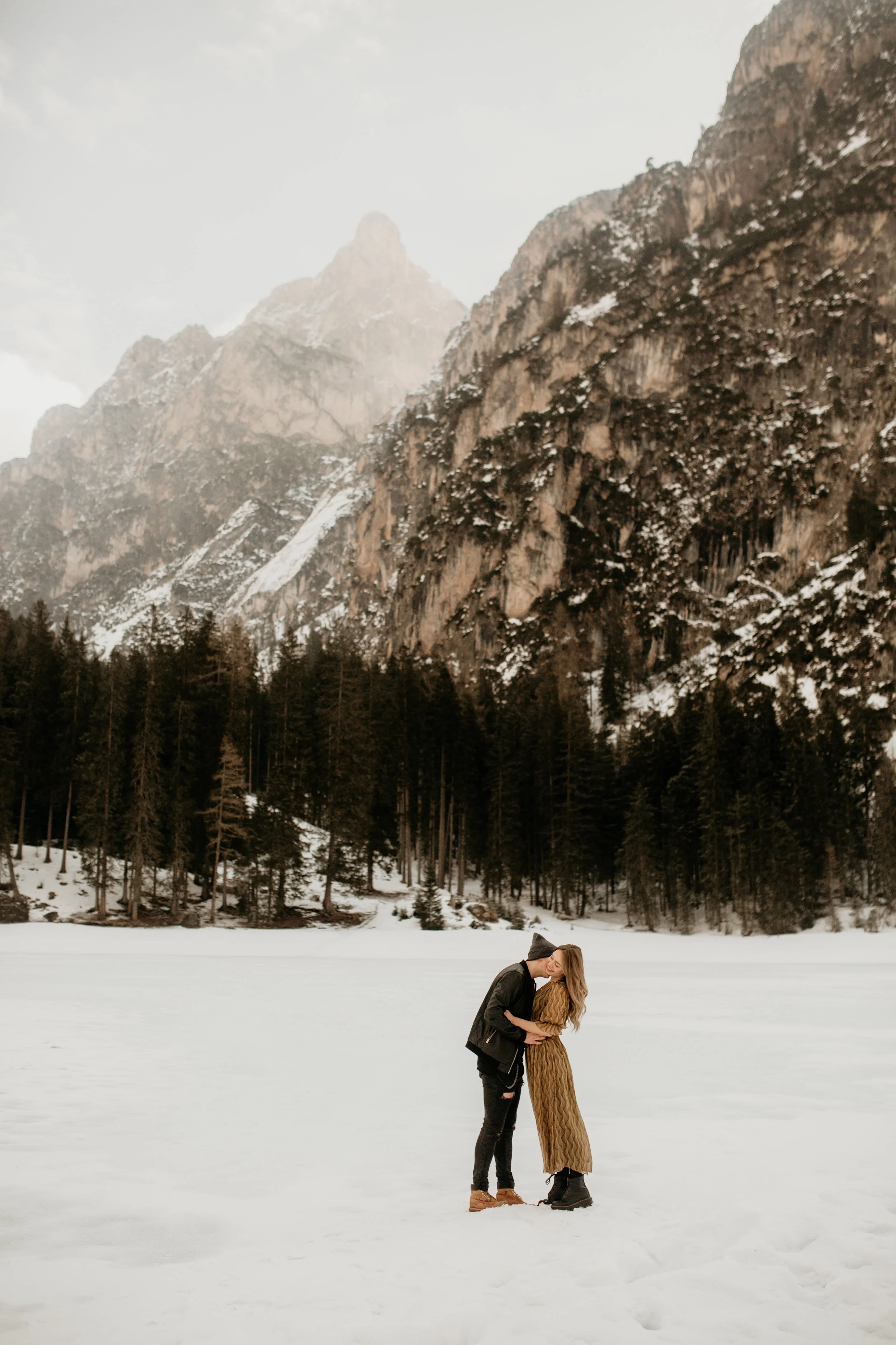 Italy elopement photographer - Lago di braies elopement photographer - Austria elopement photographer - Italy wedding photographer - Austria wedding photographer - Germany wedding photographer - Lago Di Braies- Prago Wildersee - Salzburg wedding pho…