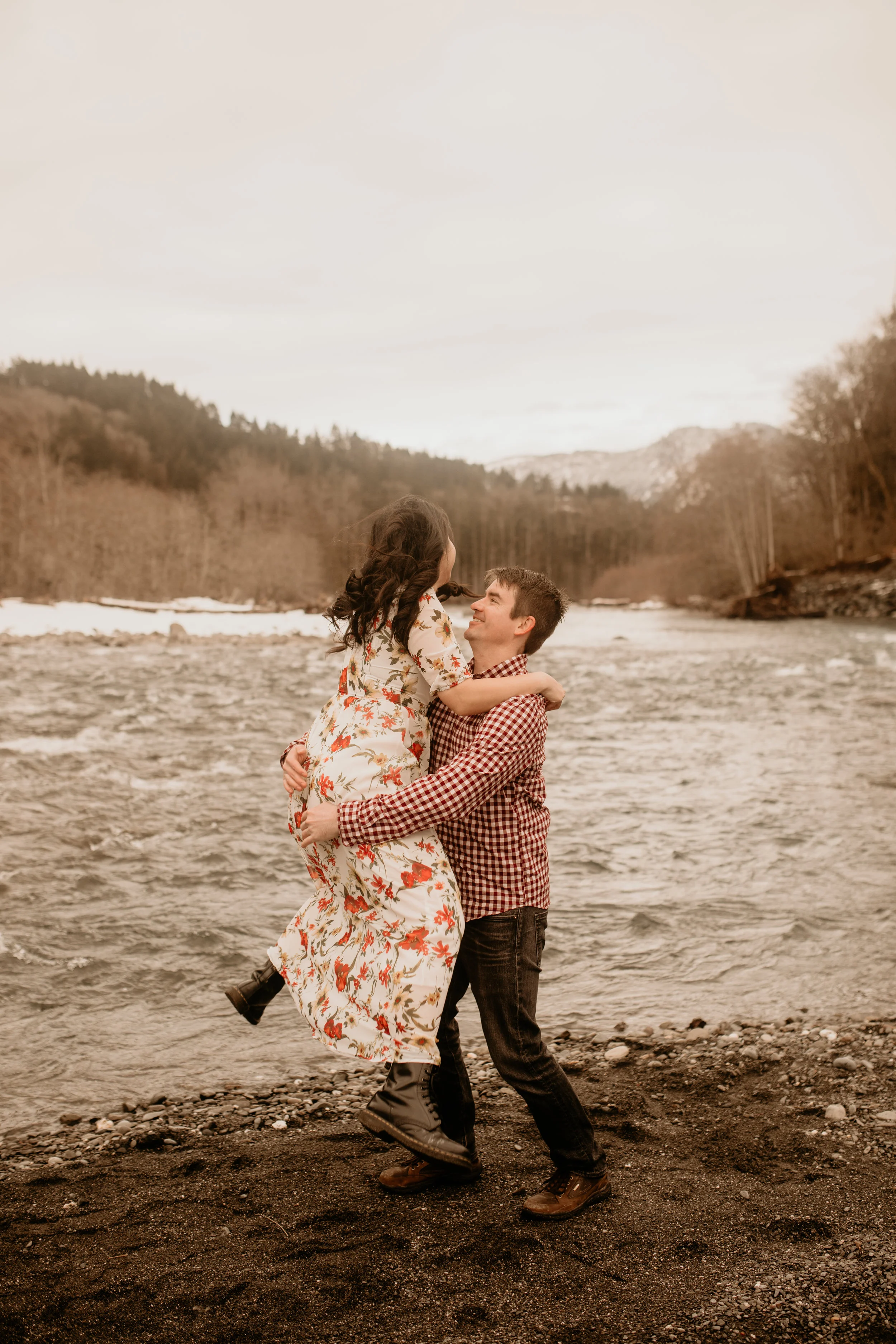 elopement wedding photography - seattle elopement - hire wedding photographers in seattle - adventure wedding photographer - wedding photographer under $2000 - tacoma wedding photographers - elopement wedding photographer - elopement photographer - …