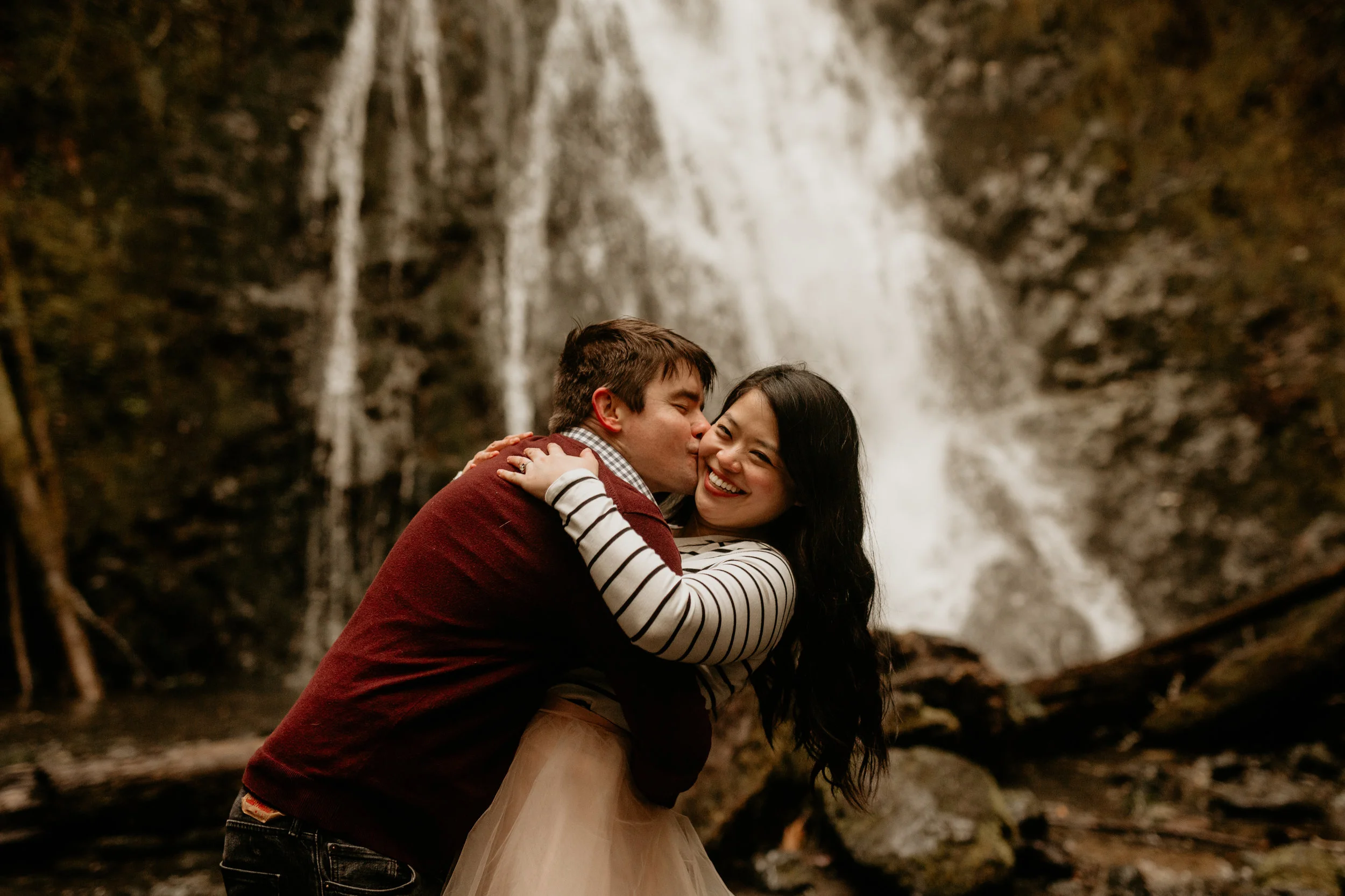 elopement wedding photography - seattle elopement - hire wedding photographers in seattle - adventure wedding photographer - wedding photographer under $2000 - tacoma wedding photographers - elopement wedding photographer - elopement photographer -…