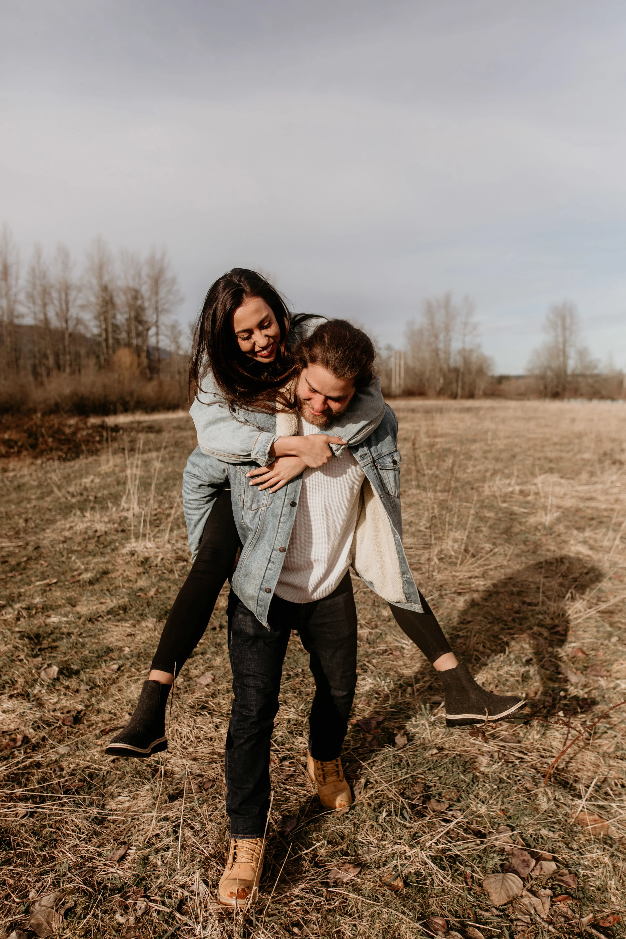 North bend engagement photography - north bend engagement session - north bend mt is - little si hike - mt is engagement photos - elopement wedding photography - seattle elopement - hire wedding photographers in seattle - adventure wedding photograp…