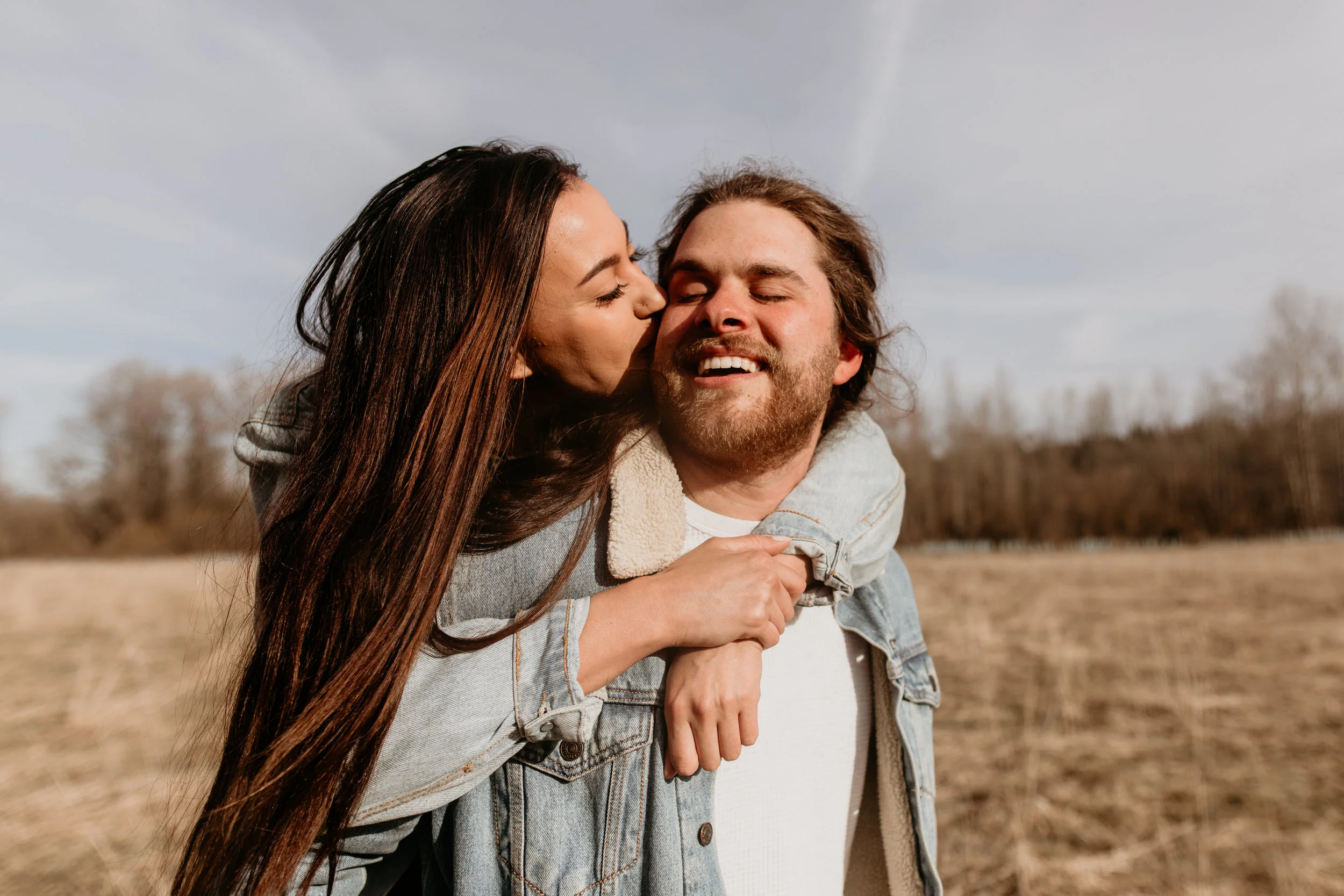 North bend engagement photography - north bend engagement session - north bend mt is - little si hike - mt is engagement photos - elopement wedding photography - seattle elopement - hire wedding photographers in seattle - adventure wedding photograp…
