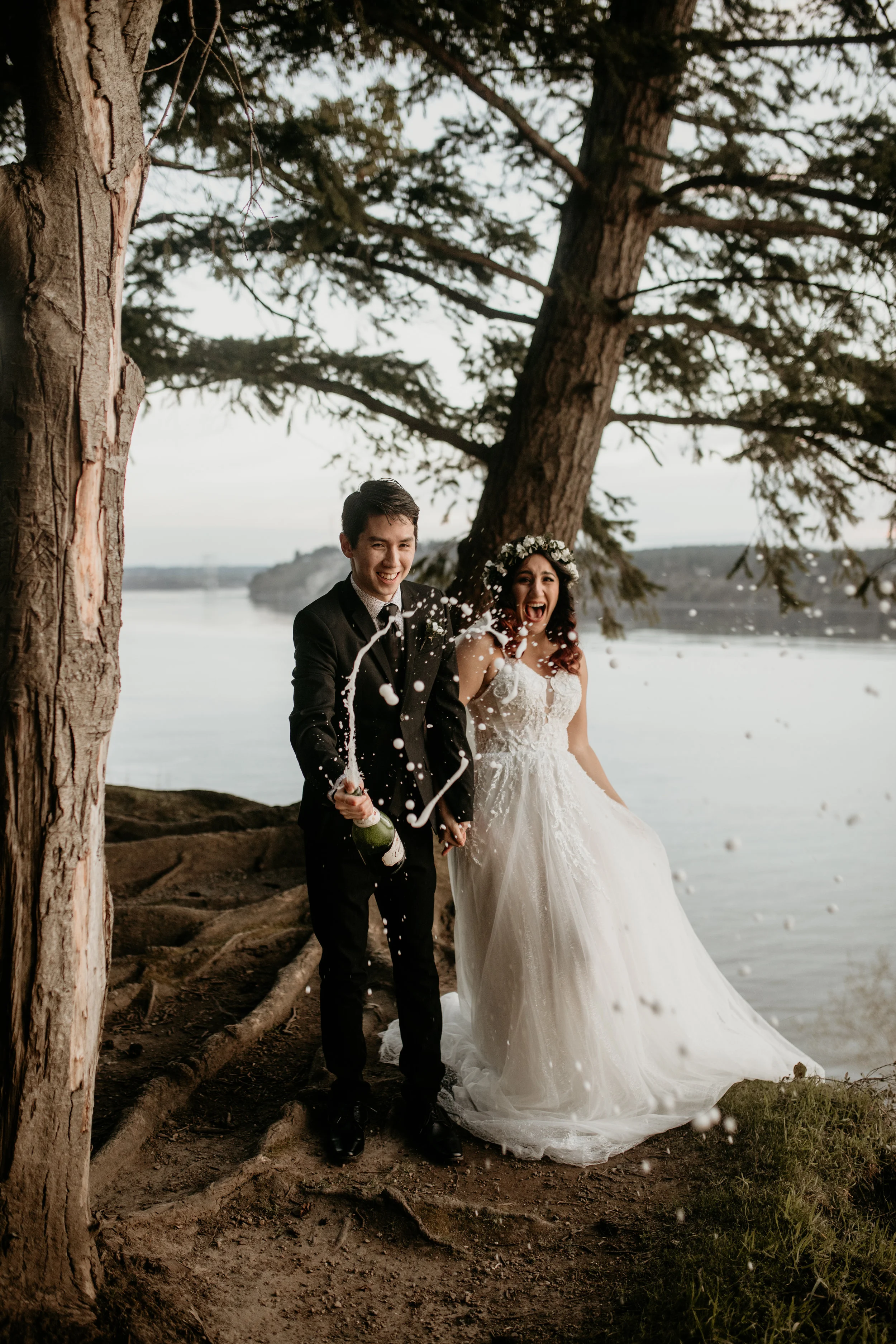 Tacoma elopement photography - point defiance elopement - point defiance elopement photography - elopement wedding photography - seattle elopement - hire wedding photographers in seattle - adventure wedding photographer - wedding photographer under …
